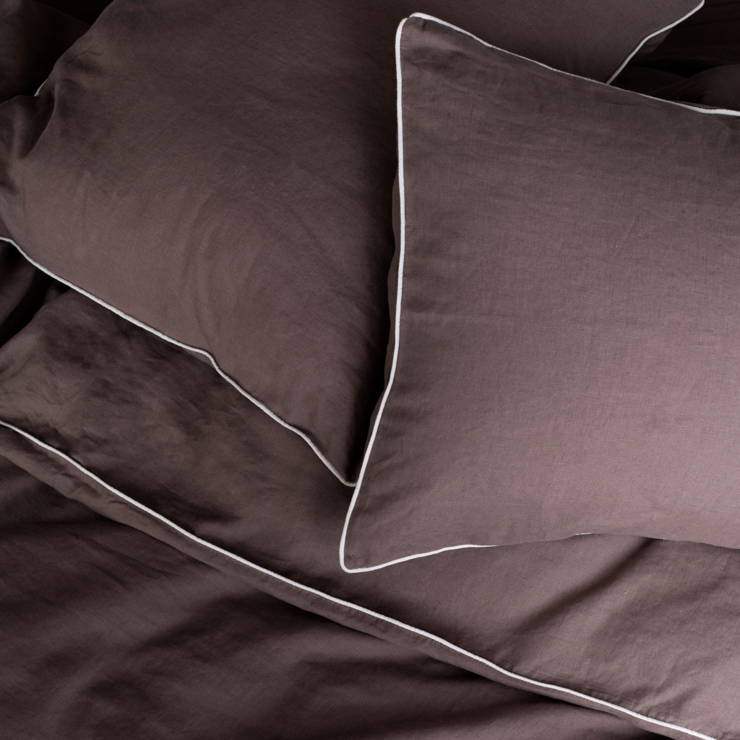 76513F09-5197-3216-25DB-A4769F0286D9