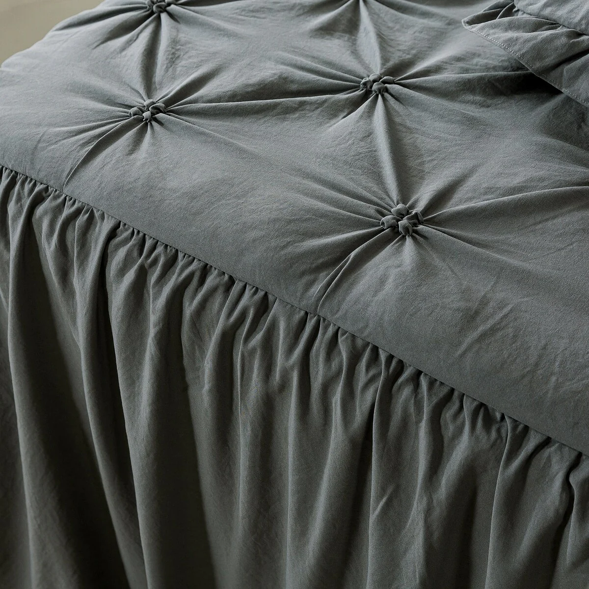 79A1ACF8-F791-A697-C457-1A47A515C3F5