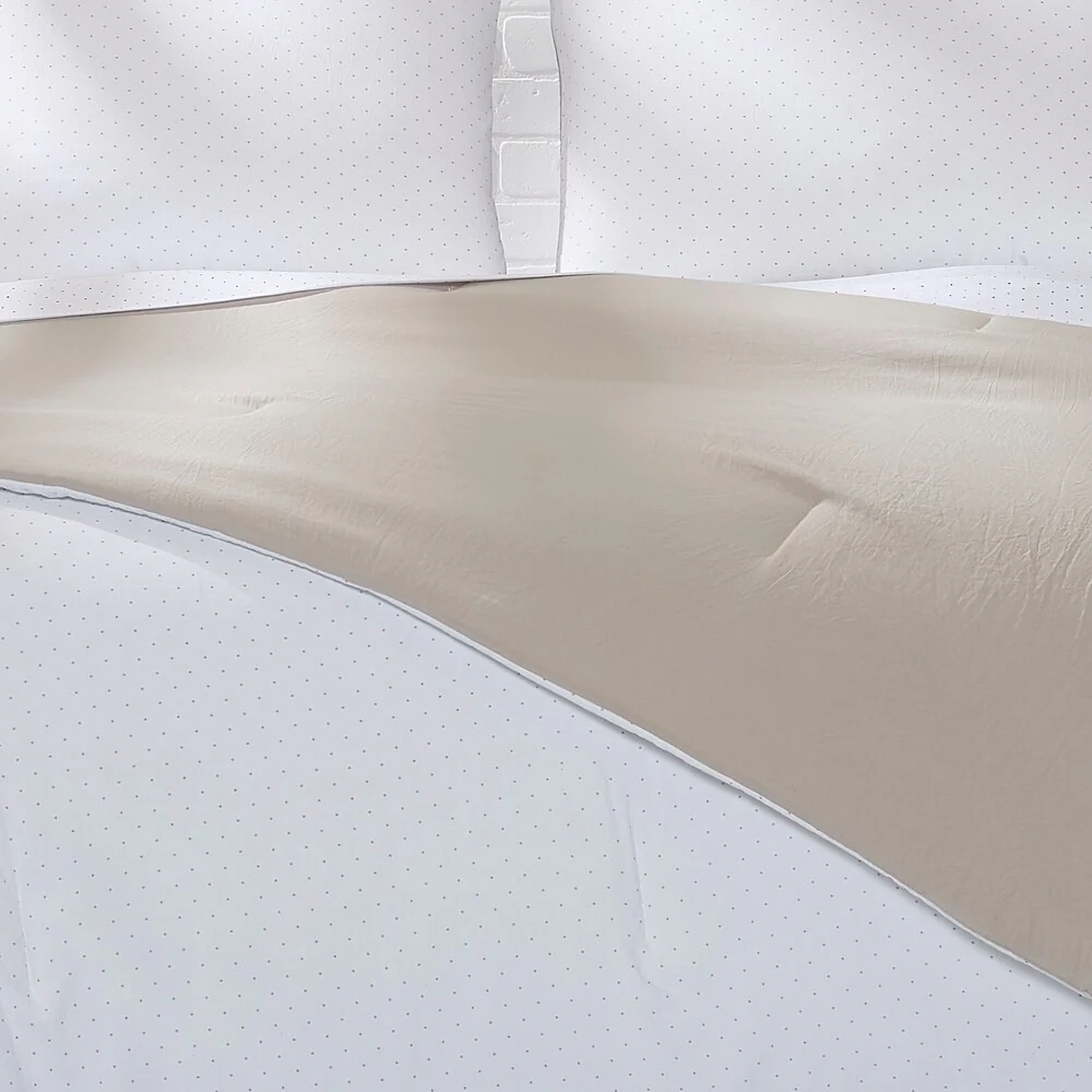 7CDA750D-6597-C29D-AF5D-86D49E24EE3D