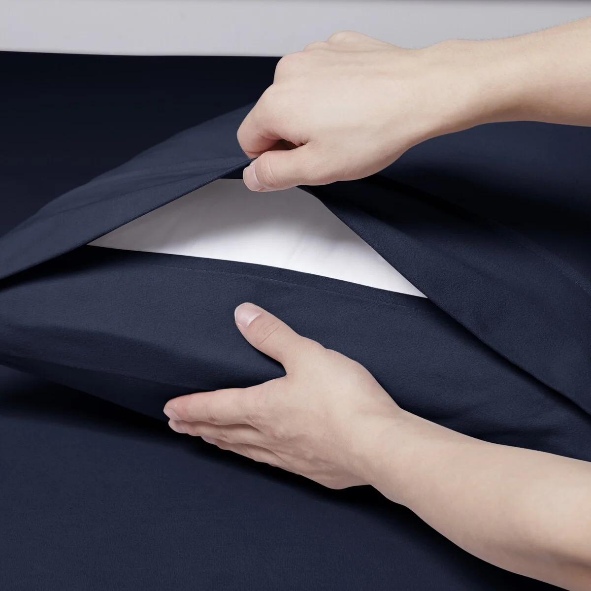 837E5733-045A-8F9B-B2DD-5BA80BE791DE