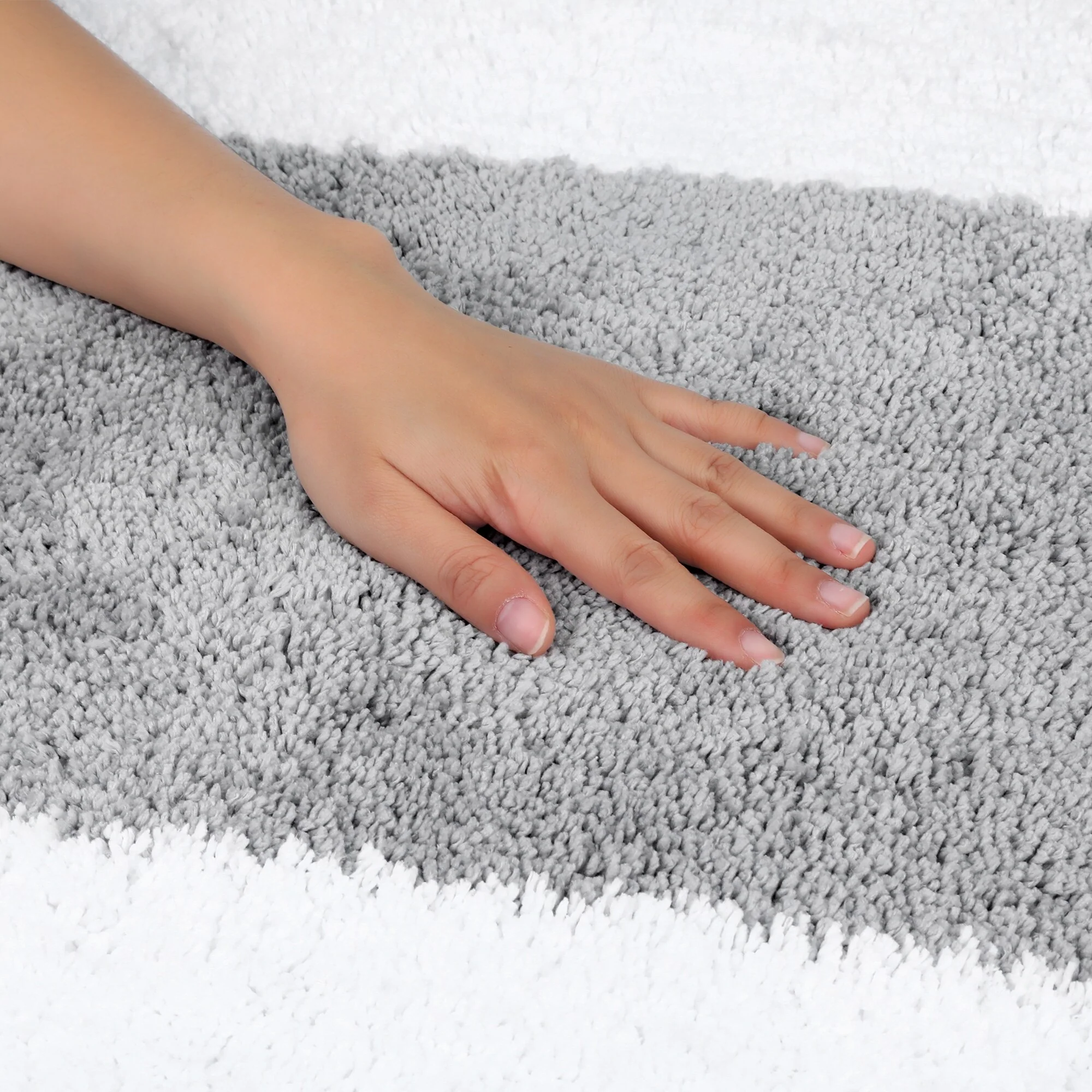 8AEE92D2-E2D0-2BDB-9EEC-A117335B8A26