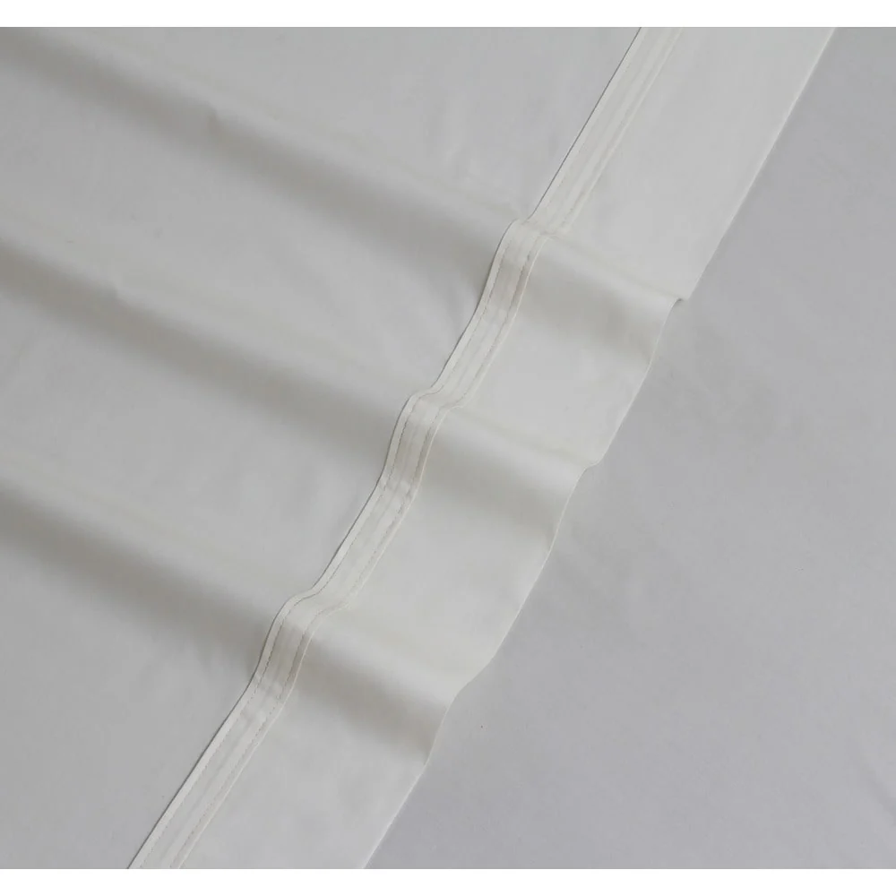 8CE0D8F3-B47D-2E51-B199-B2E37A497A40