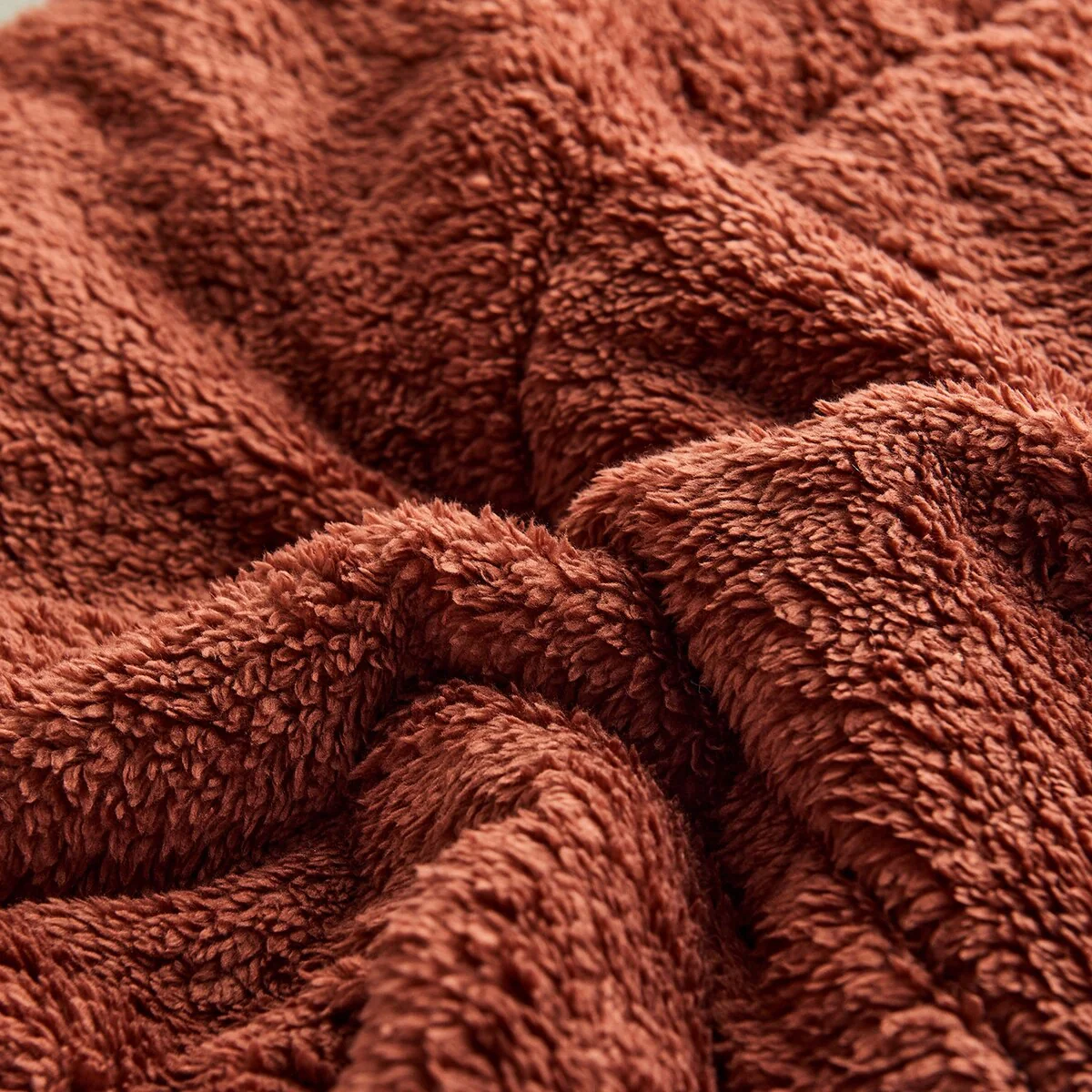 9118BB32-1219-0AD4-DEC0-D3F15AF561F8