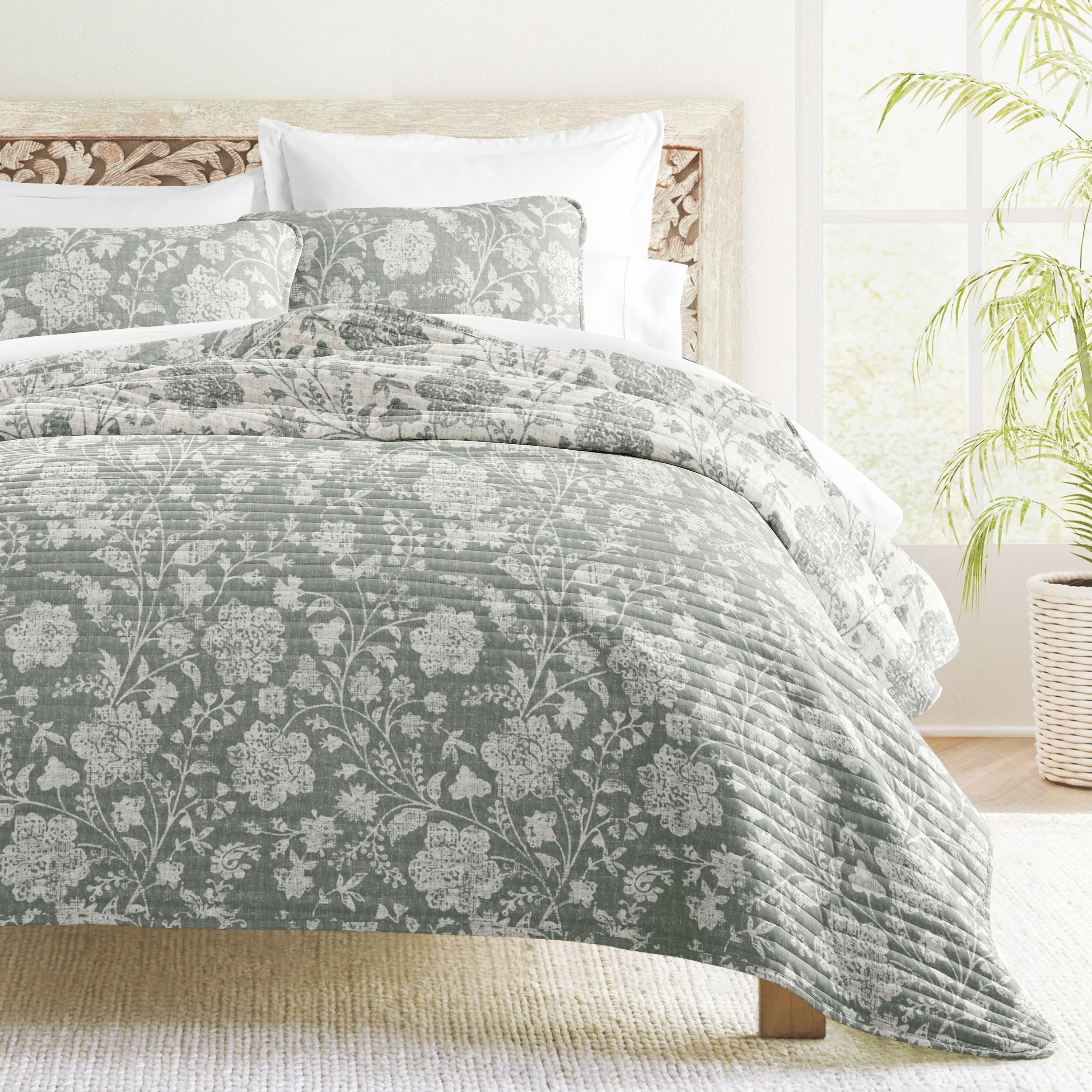Becky Cameron All Season 3 Piece Textured Floral Reversible Quilt Set