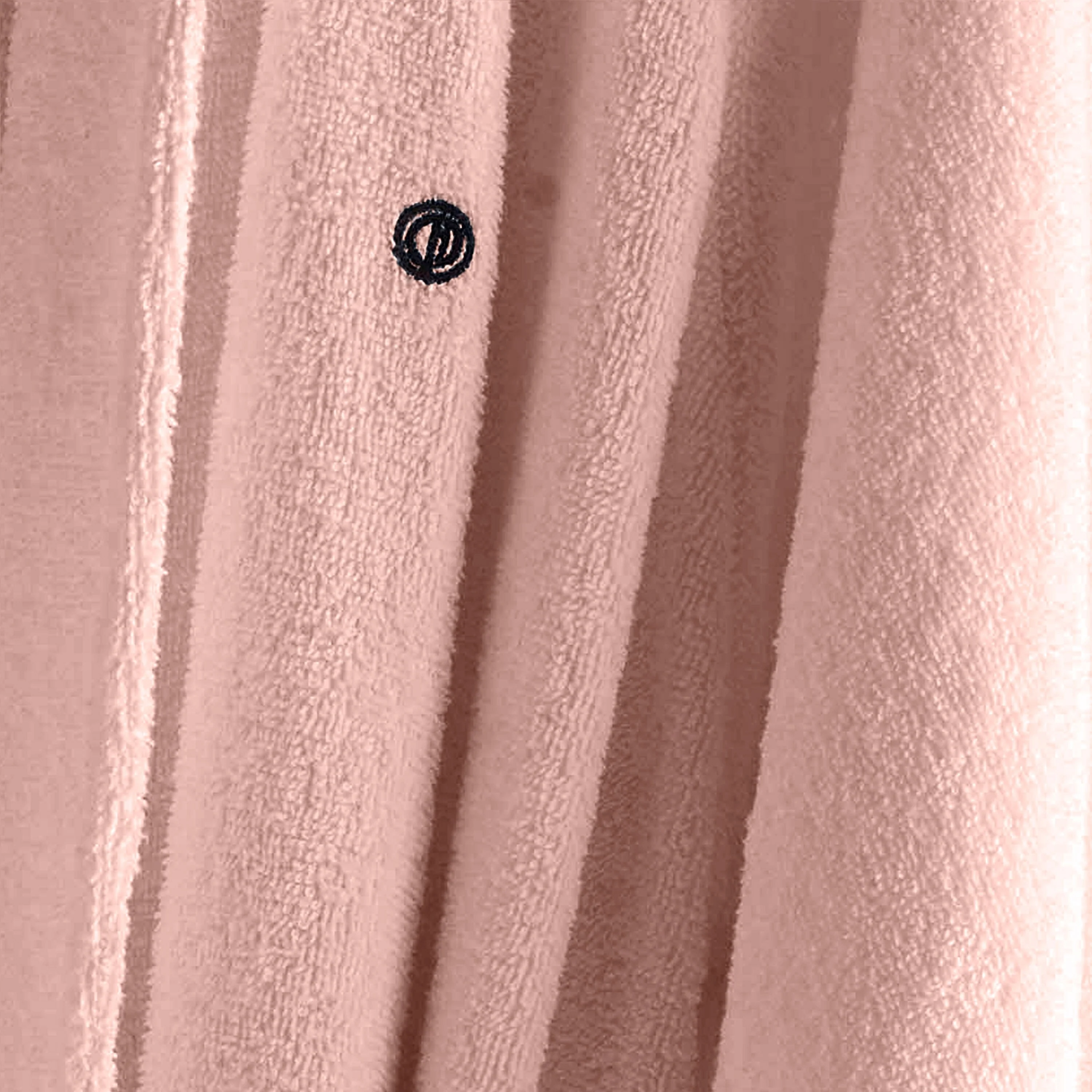 9387412F-E316-AF02-FF9A-78066EBD508B