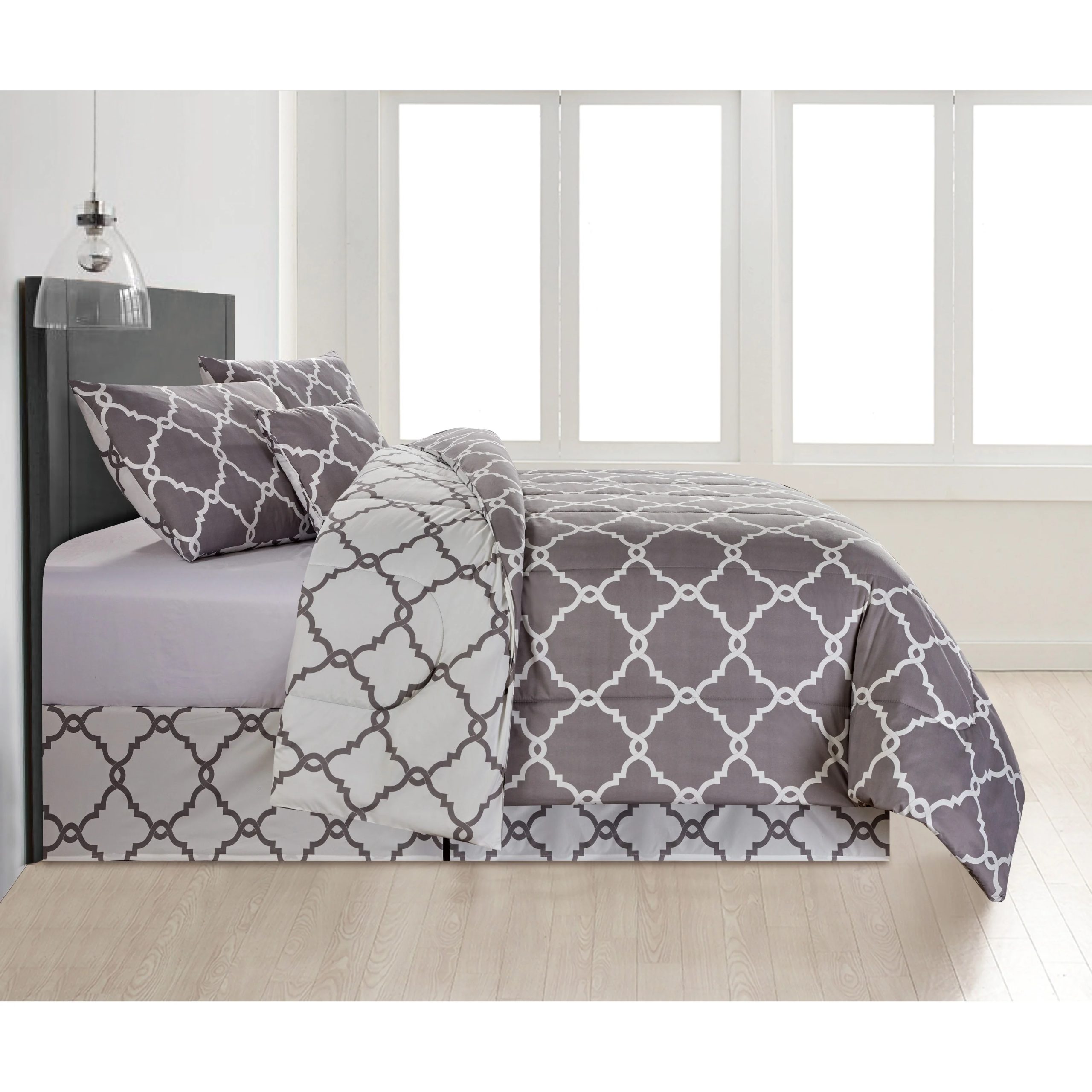 943B96D9-F7E3-B176-CD85-06822E1852D3