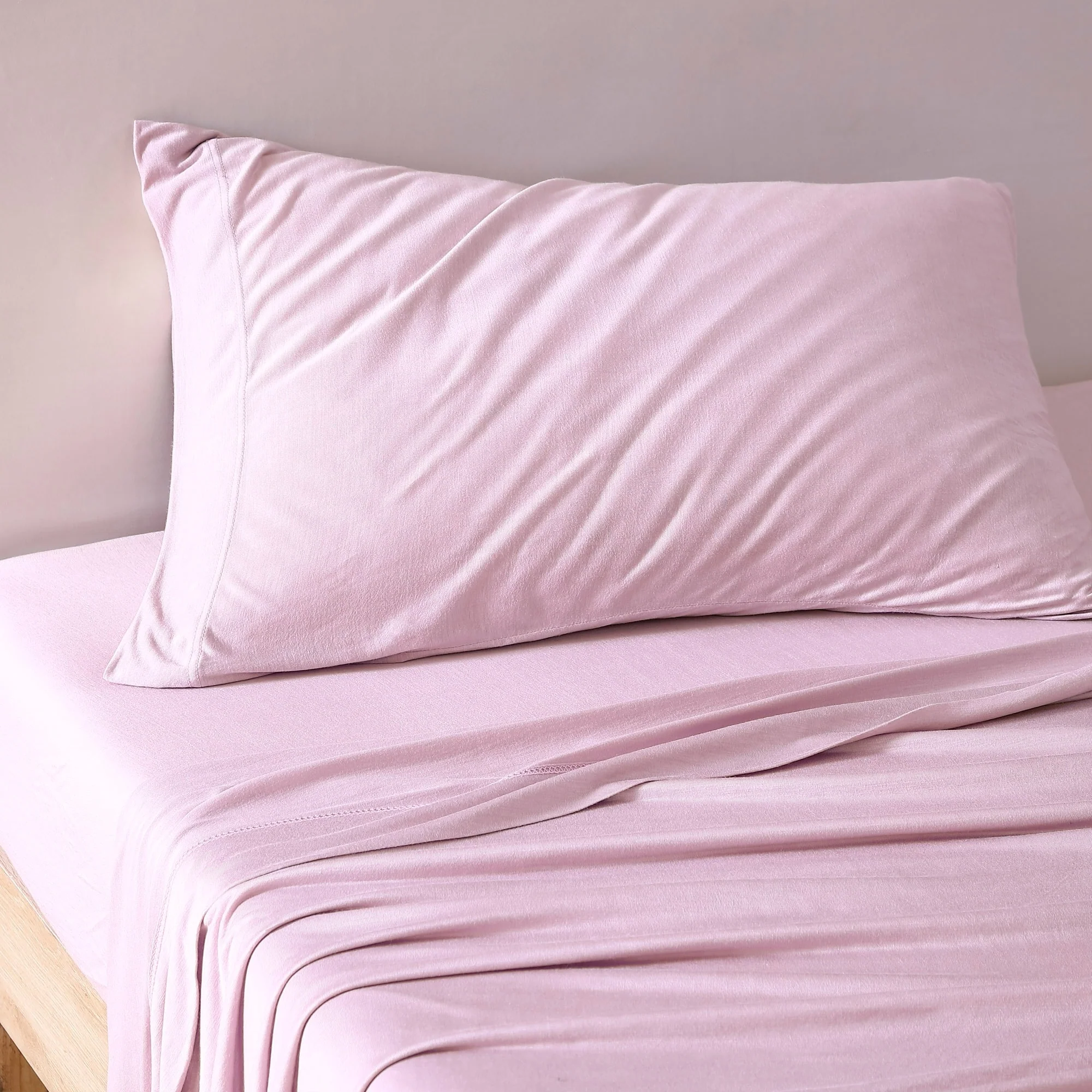 96AC075E-A5C3-82D8-E9C1-DE2193377DF9