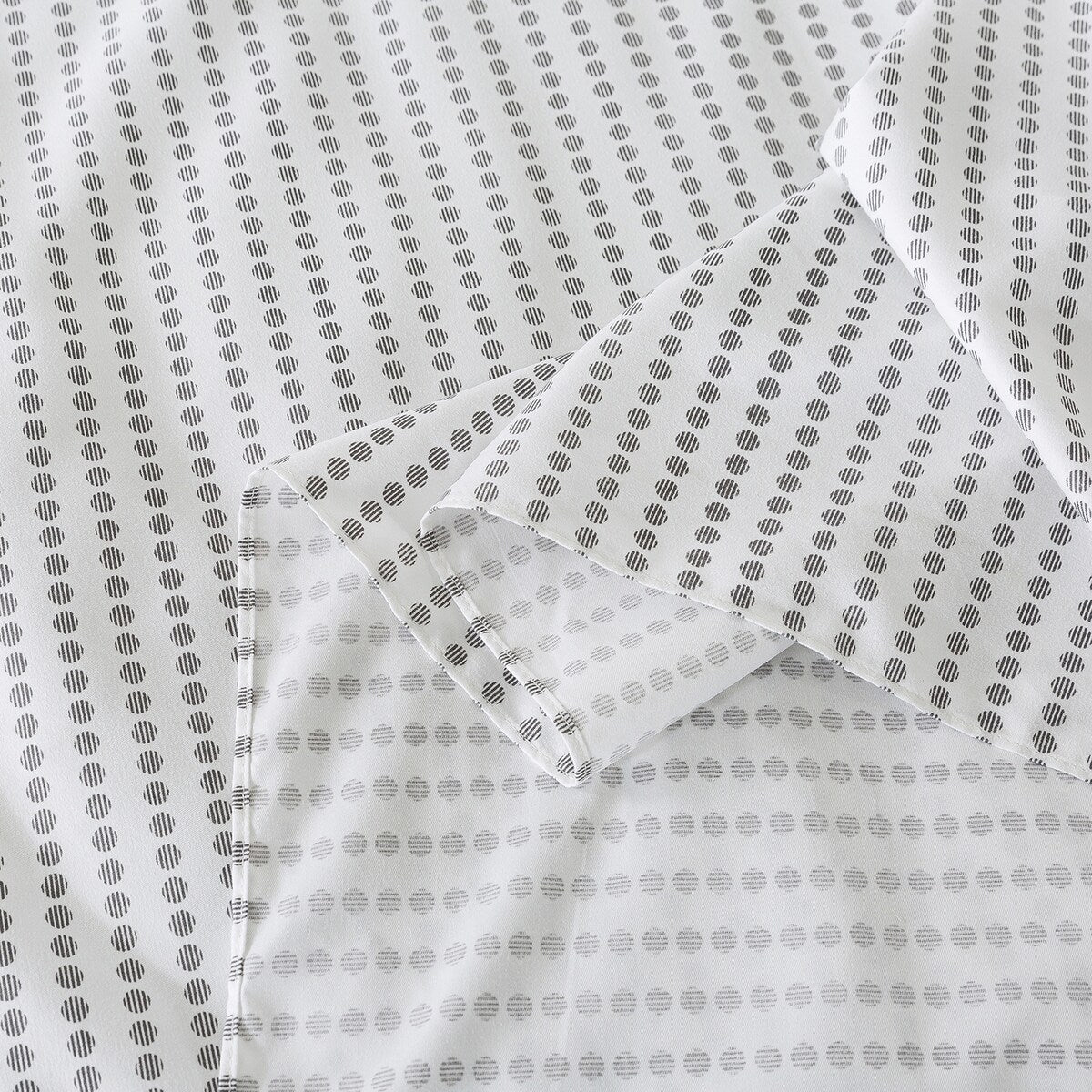 975BBBB1-C6F0-1E53-B0BA-A878EA5A221E