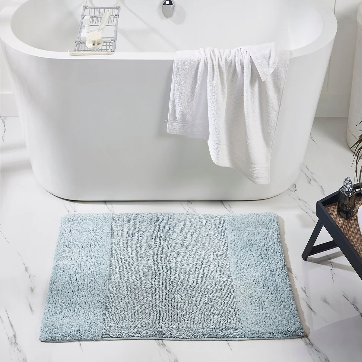 98424D3E-3C2A-26EE-B231-543562961509