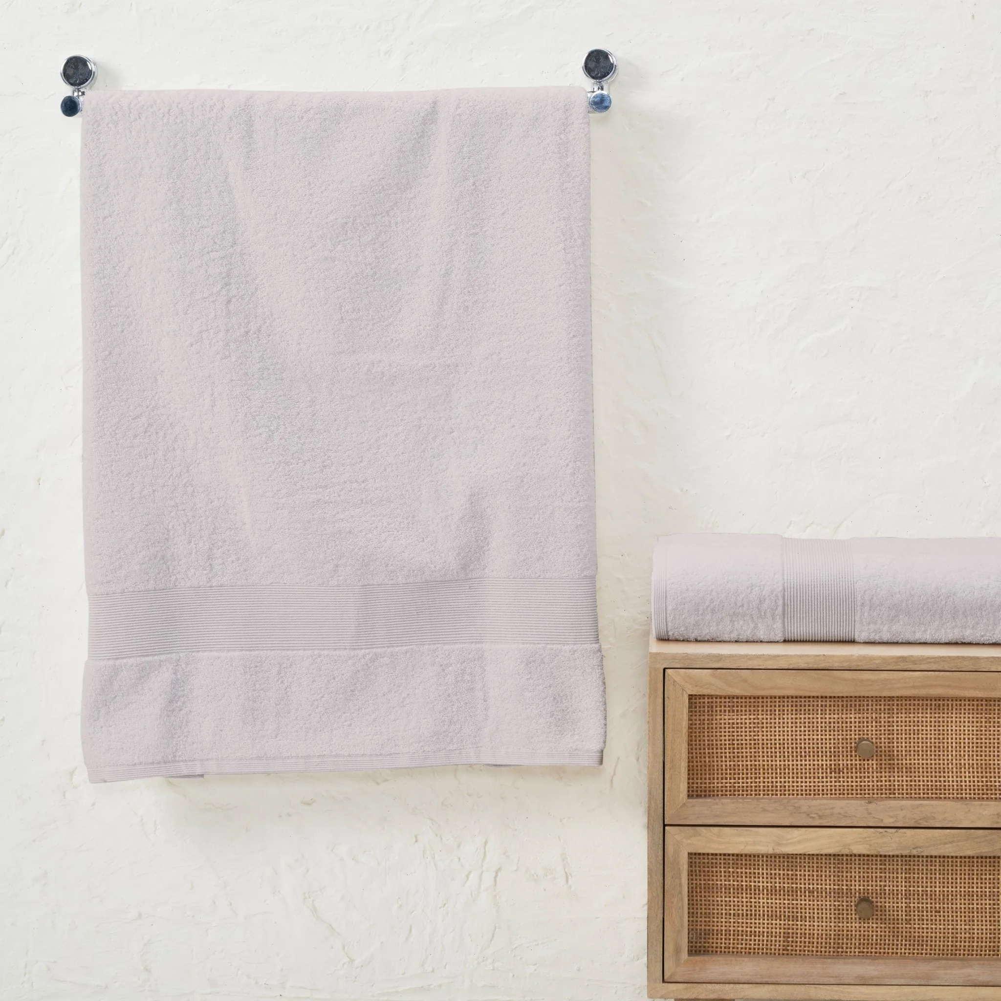 9CBEE111-5799-50BC-CC15-DFC296119DF1