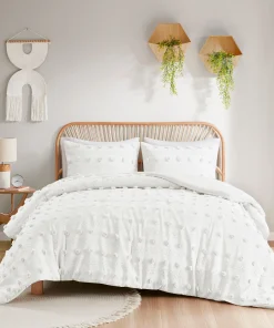 Intelligent Design Vera Clip Jacquard Comforter Set