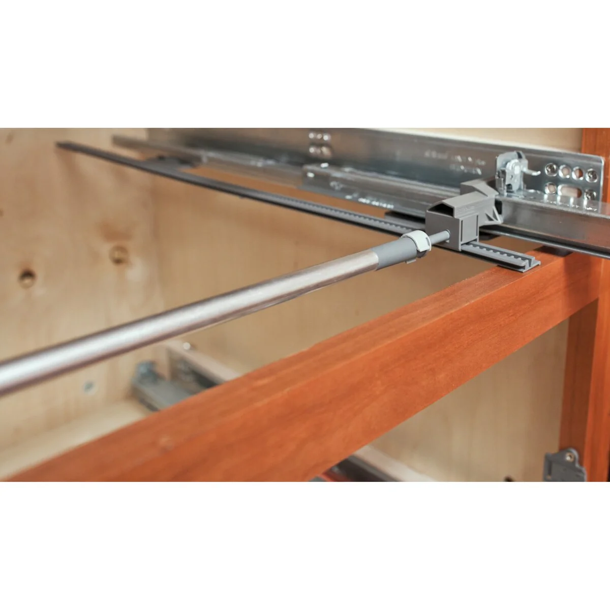 A817BF90-0788-C4AB-6E56-AF92D030D245