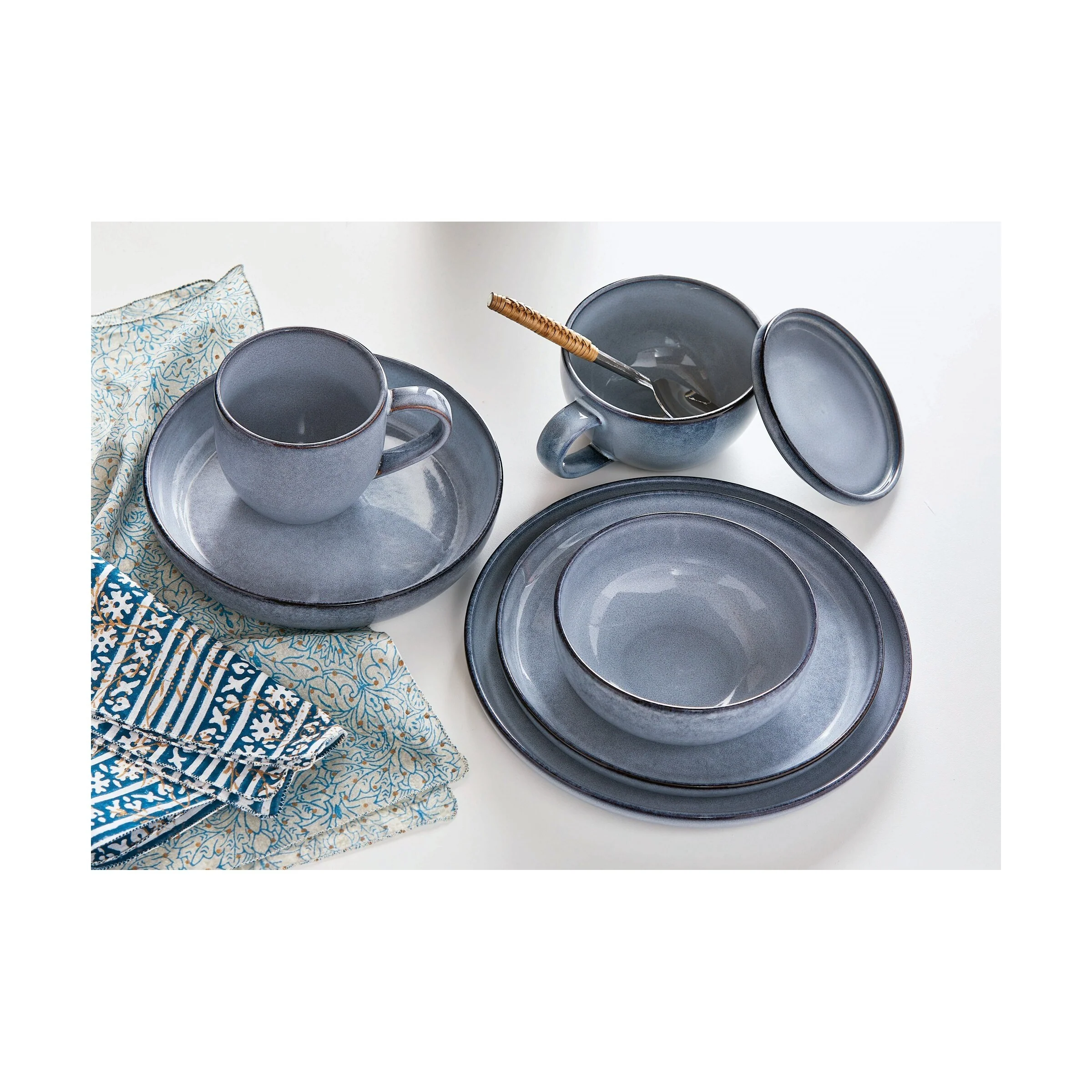 AA0F15DD-5163-7318-5FCA-725A4578AE9E