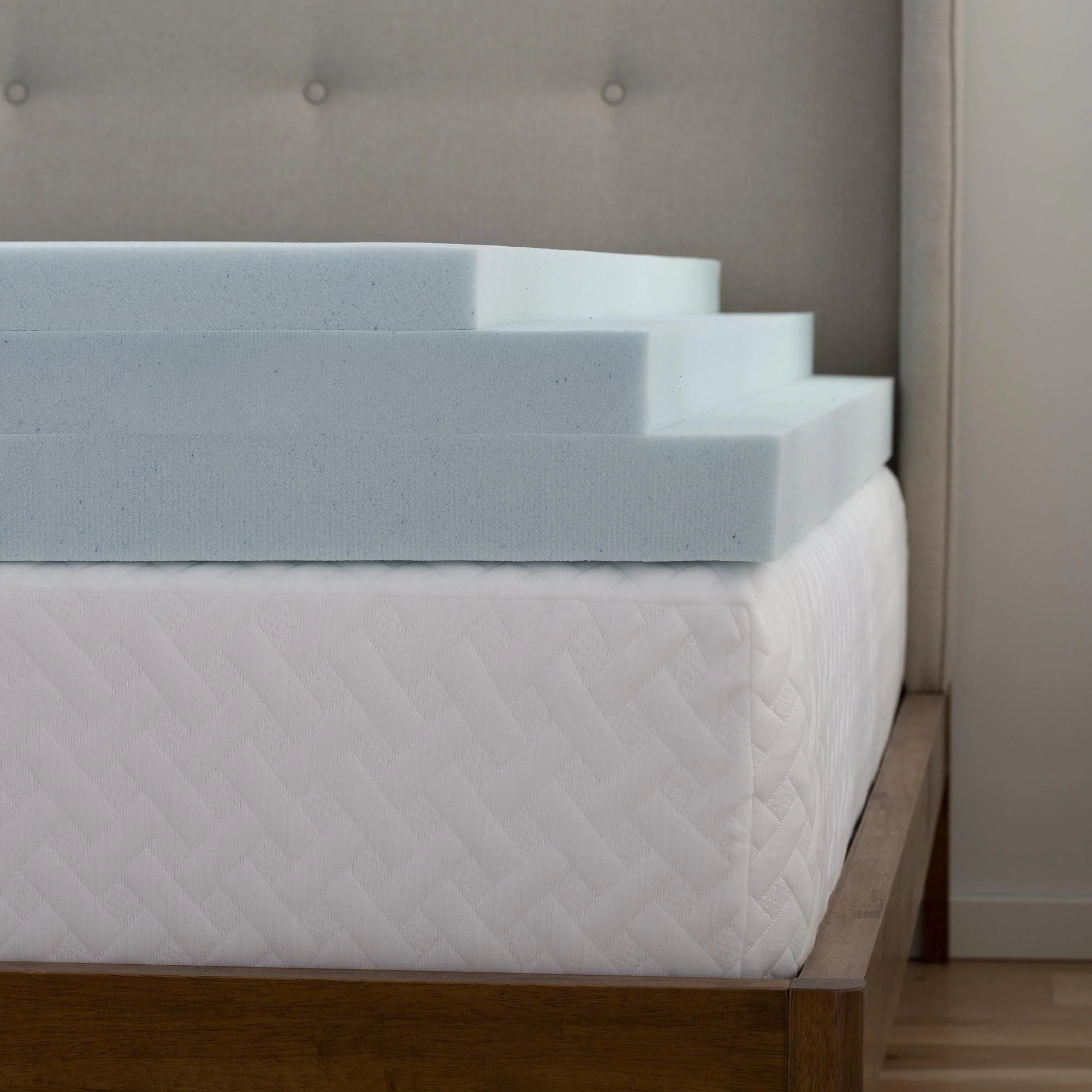 AEC25015-676D-BBC8-E4DB-B21DA25A04E9