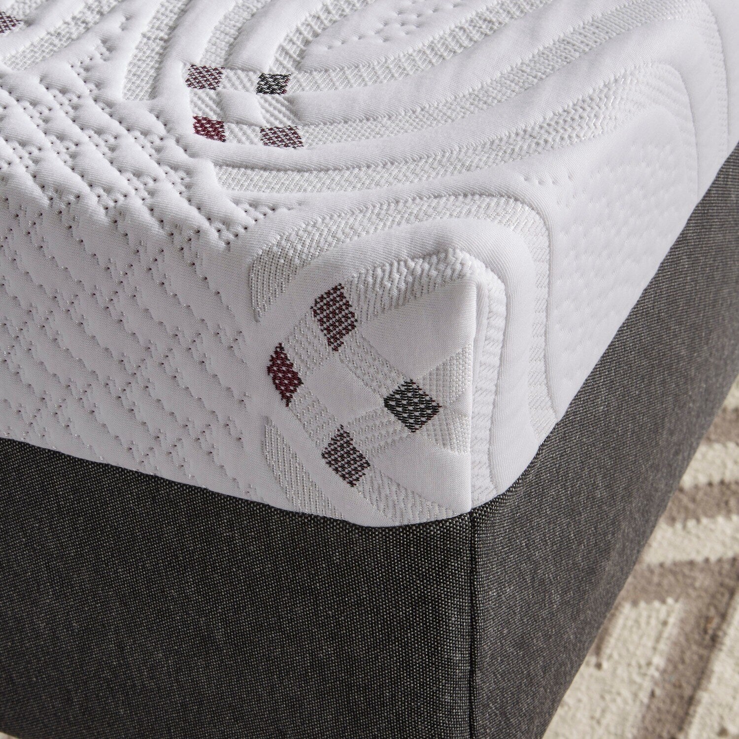 AF866FA5-5656-2D39-DF3E-7EEF687CE539