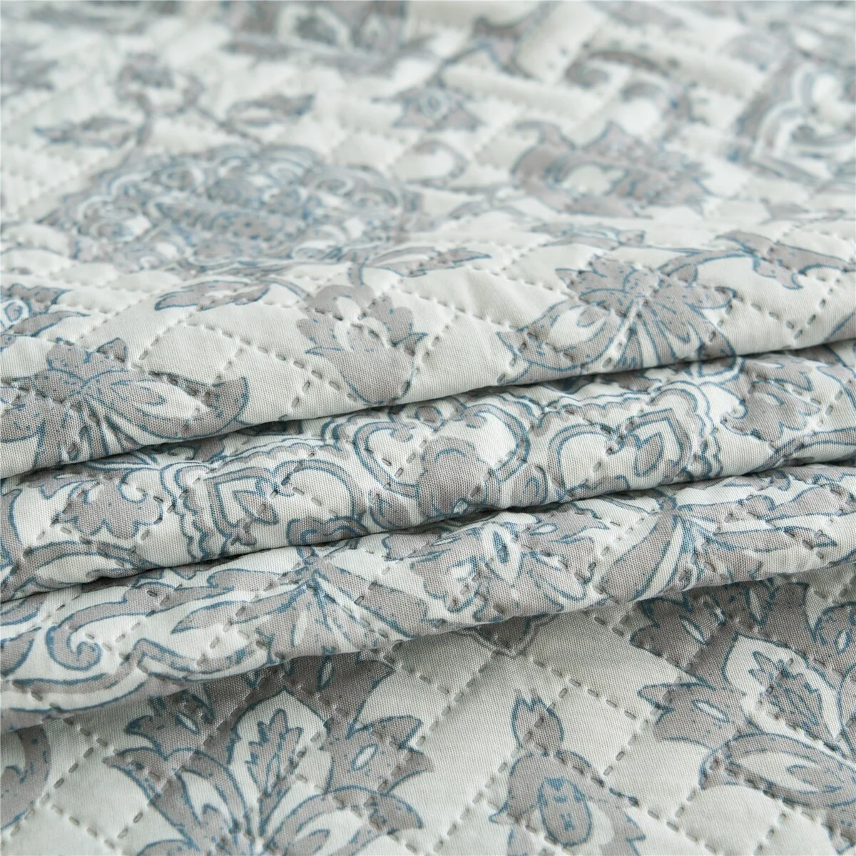 AFABA166-A38F-6805-CF1A-BE6B99BBC665