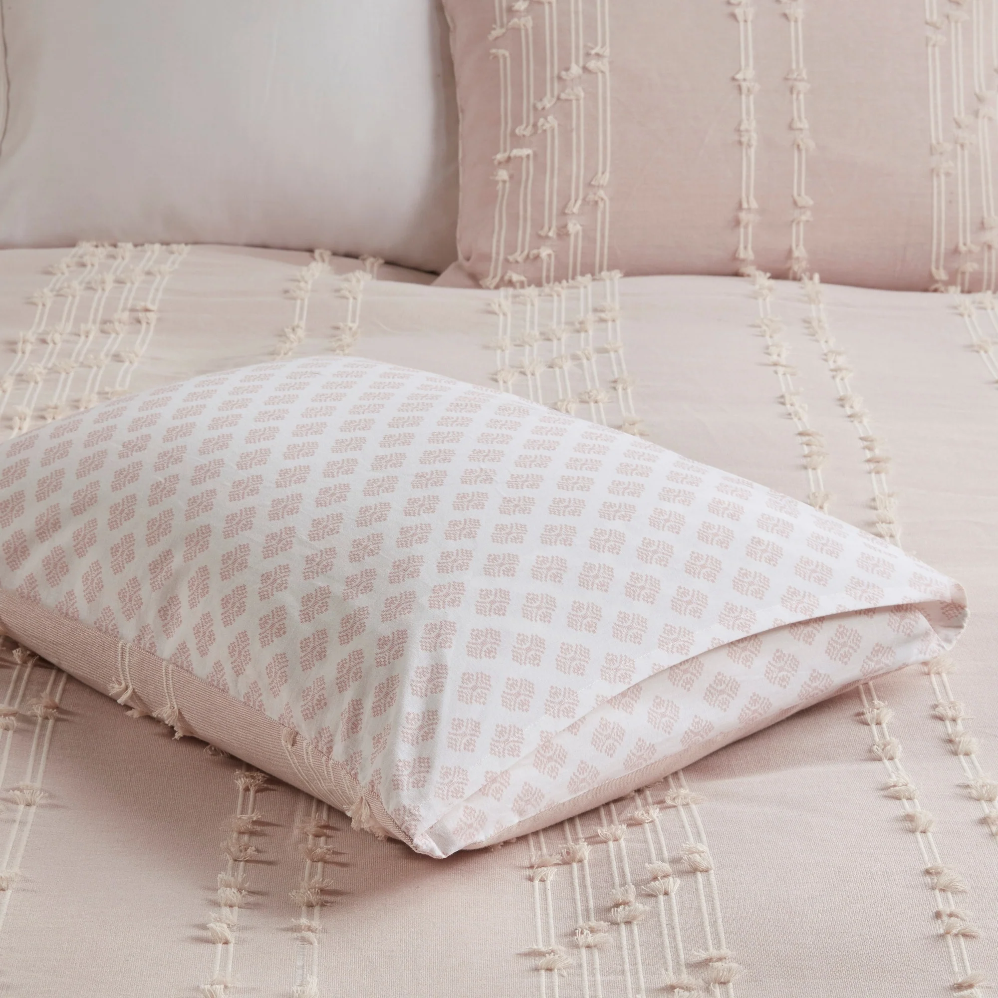 B0A490B4-87AB-E4E7-DE0E-3B65E6BA1424