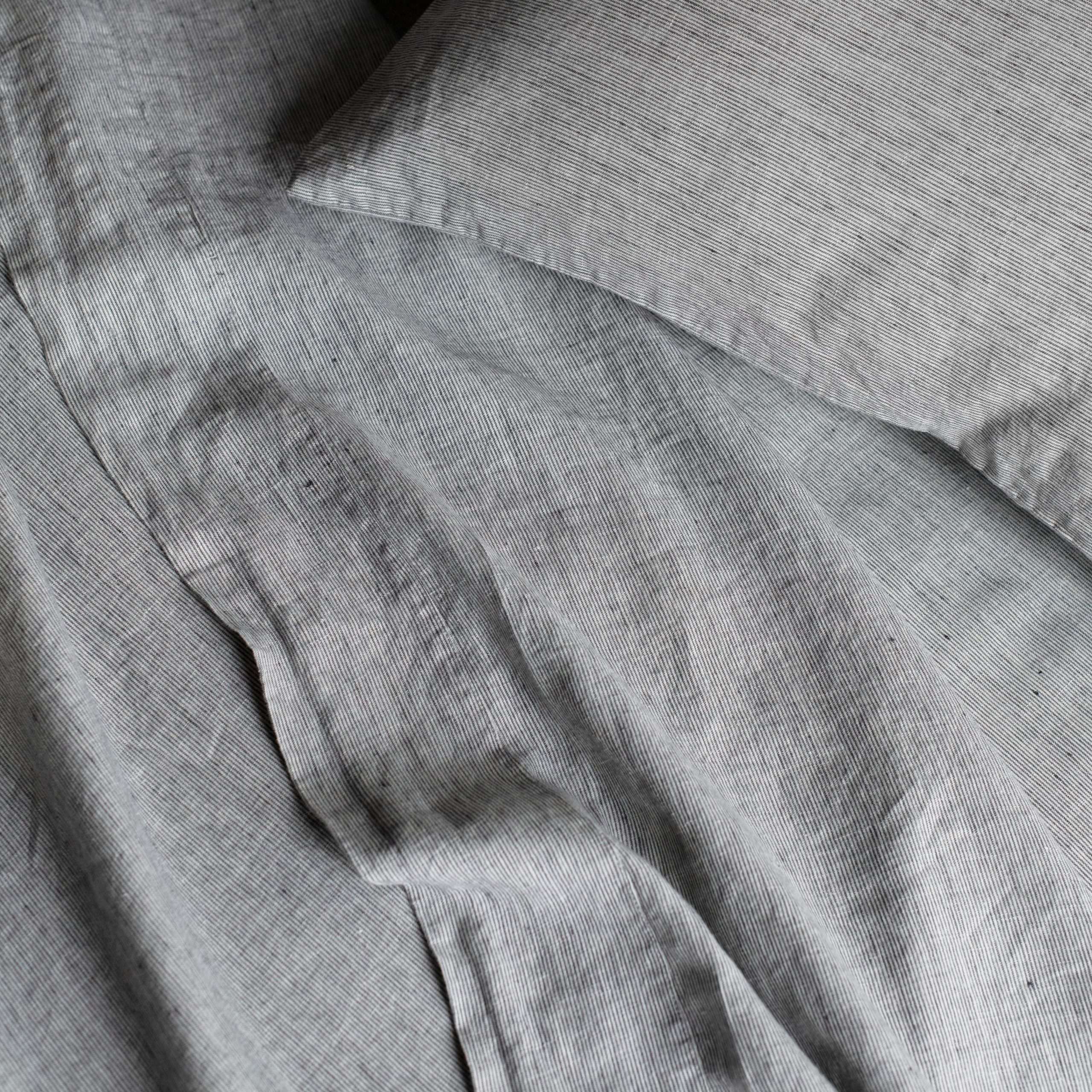 B247E990-3789-7EA5-0A9A-FC54E235044B