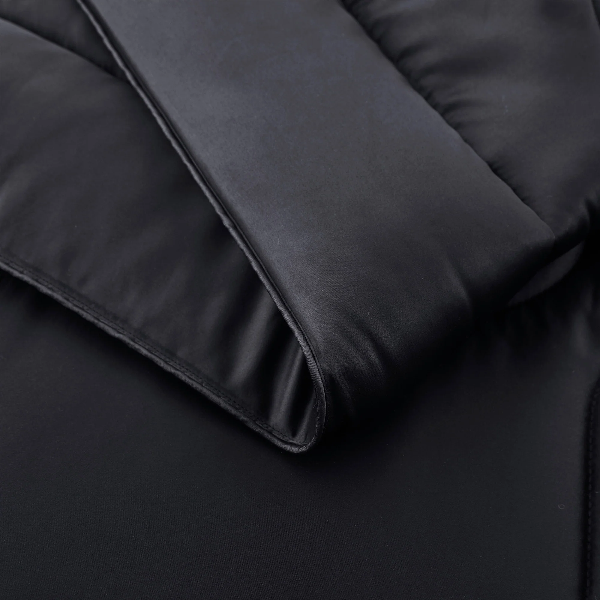 B3038315-51FD-3D93-ECB6-BAE3D8F6E53E