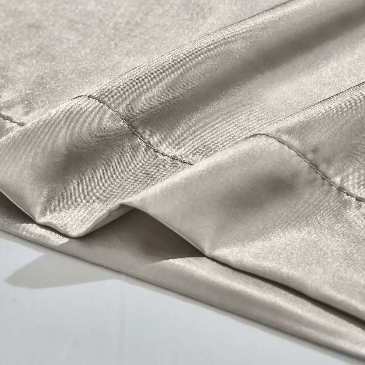 B3B9FFD9-2024-ECDB-92C9-8B63D1EF2C94