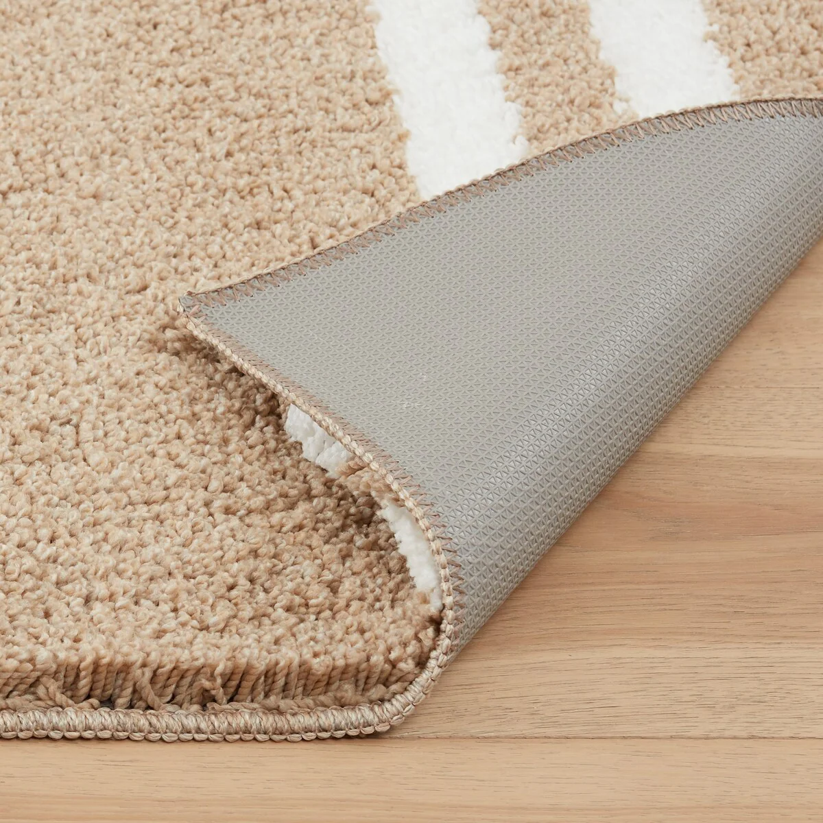 B48729BC-5169-018C-F980-EB8217B64E5D