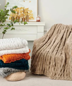 Home Soft Things Stretchy Solid Color FauxFur Throw Cozy Soft Blanket