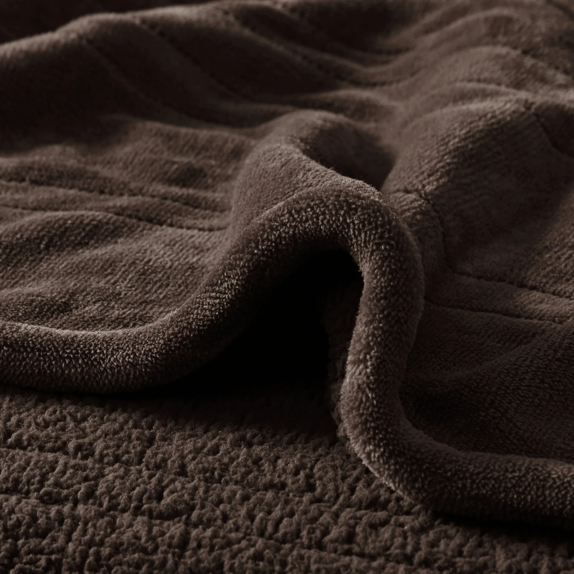 B8256DC3-2F8D-D01D-9733-86CB35727EAE