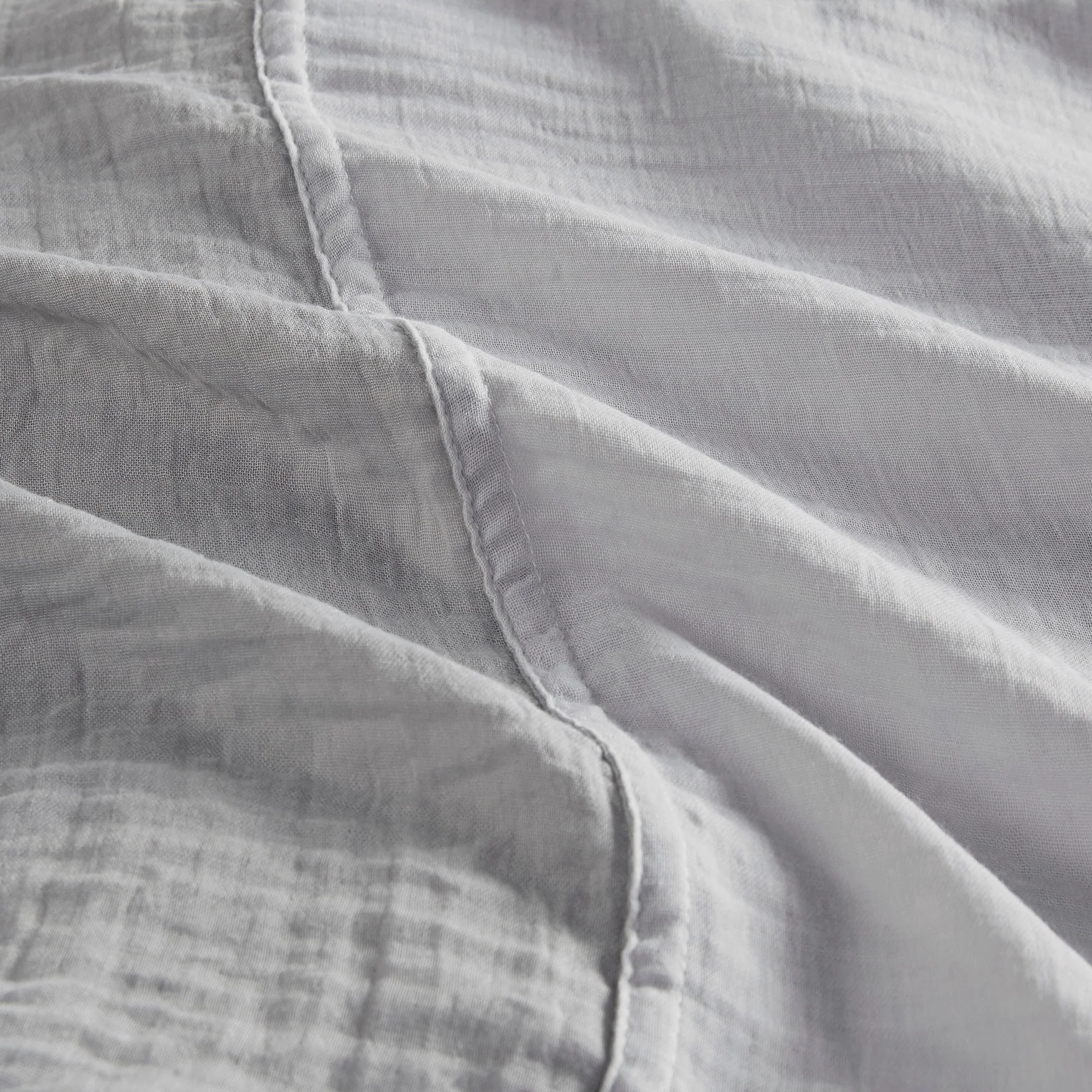 BD8745A2-F6F8-39FA-7557-2BF48DD1259D