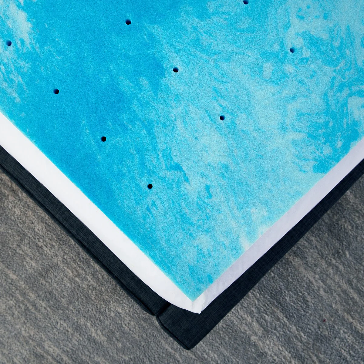 BE31E1D8-AE77-BCBC-ED64-5D6ACE1CD022