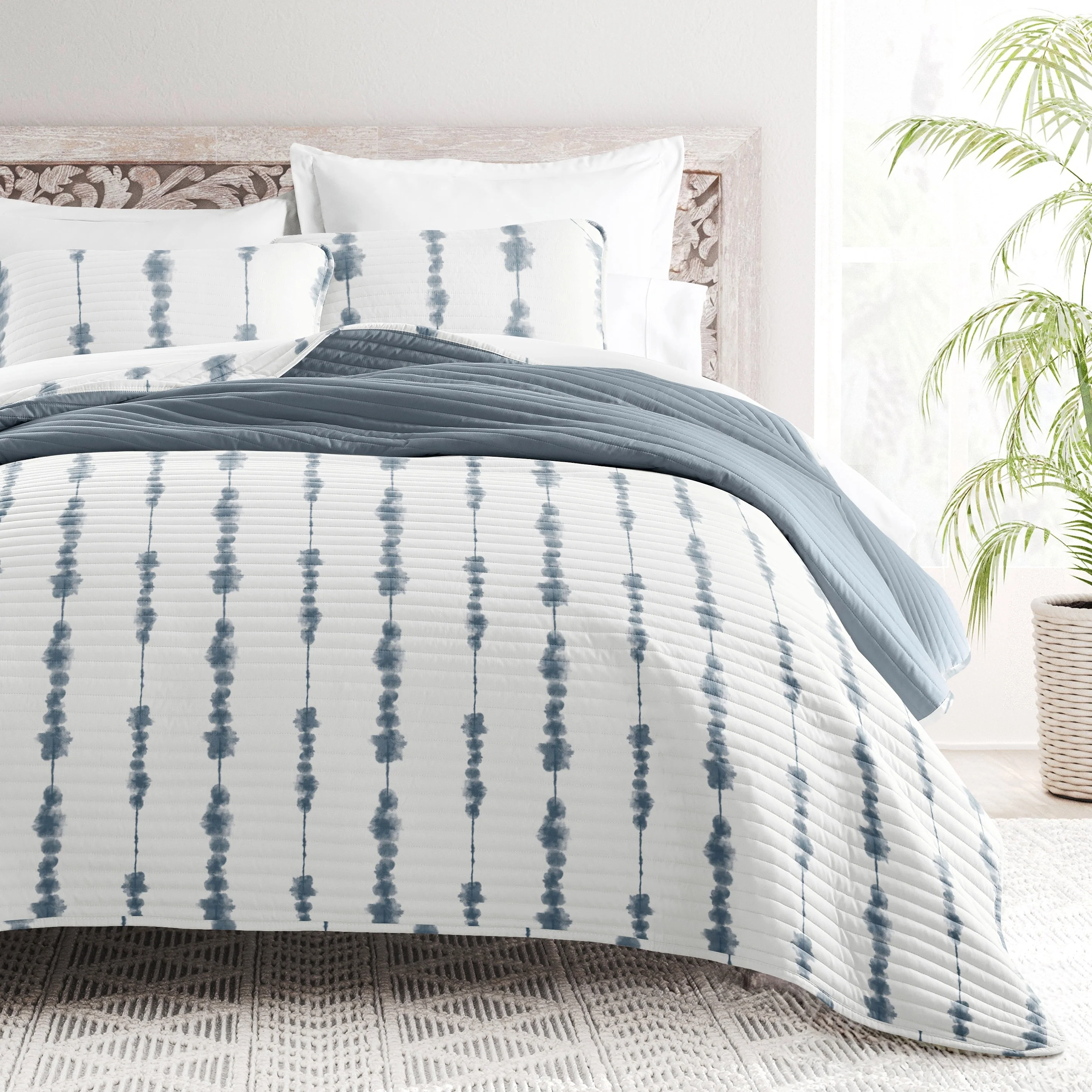 Becky Cameron All Season 3pc Shibori Reversible Quilt Set with Shams
