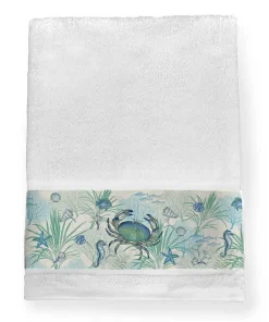 Laural Home Blue Crab Cotton Bath Towel - 27x51