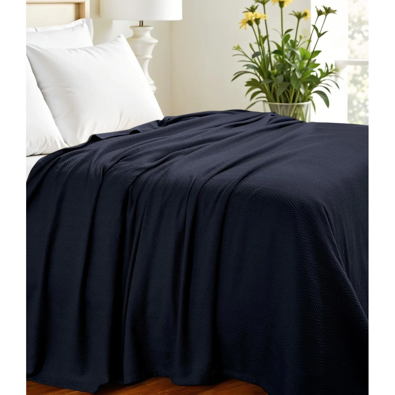 HomeRoots Queen Navy Blue Cotton Woven Chevron Blanket