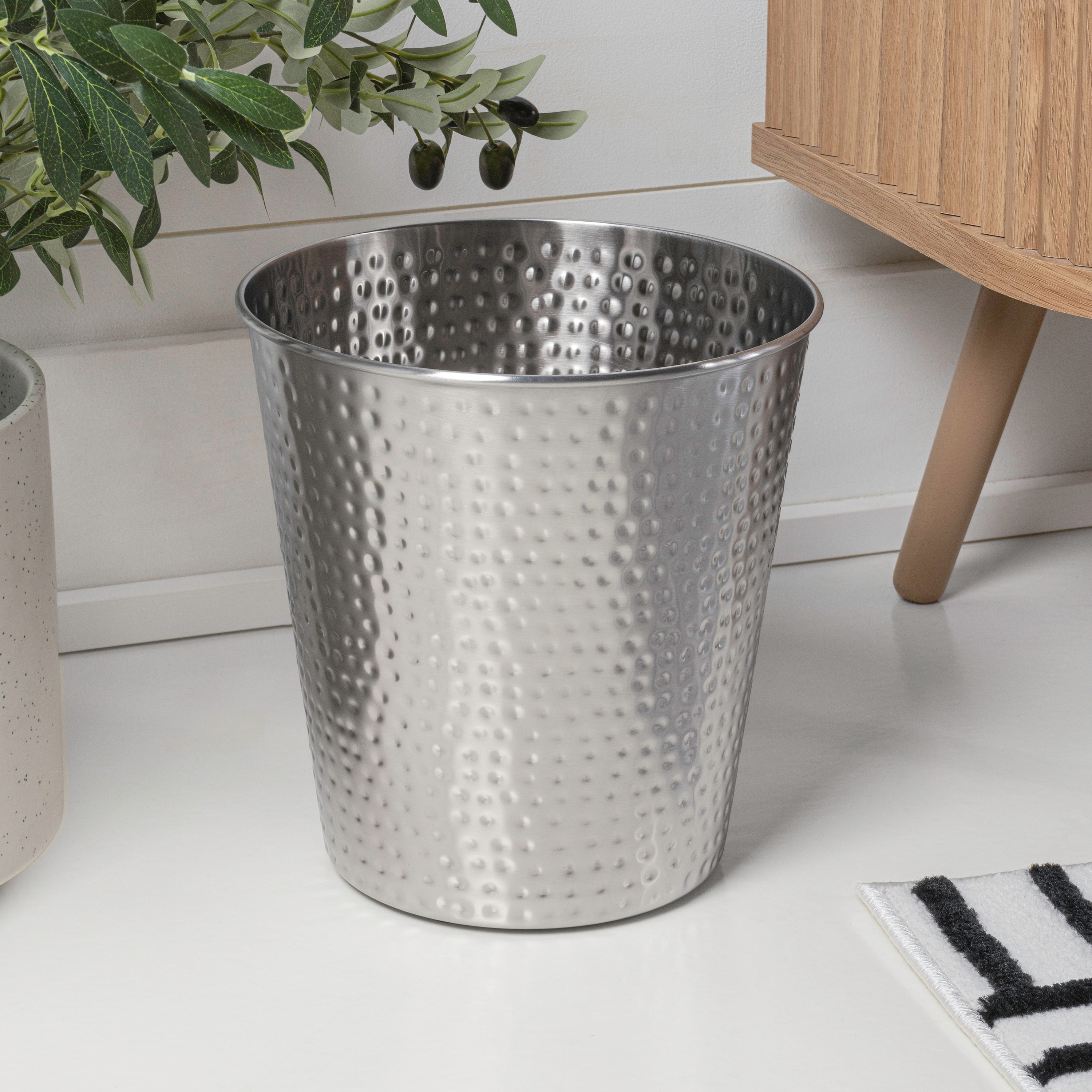 C7FFB04C-D1EB-3D97-C758-BE6ED638EC55