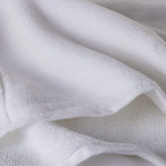 CBAAF9D3-BEA0-5076-B855-9649E24269B3