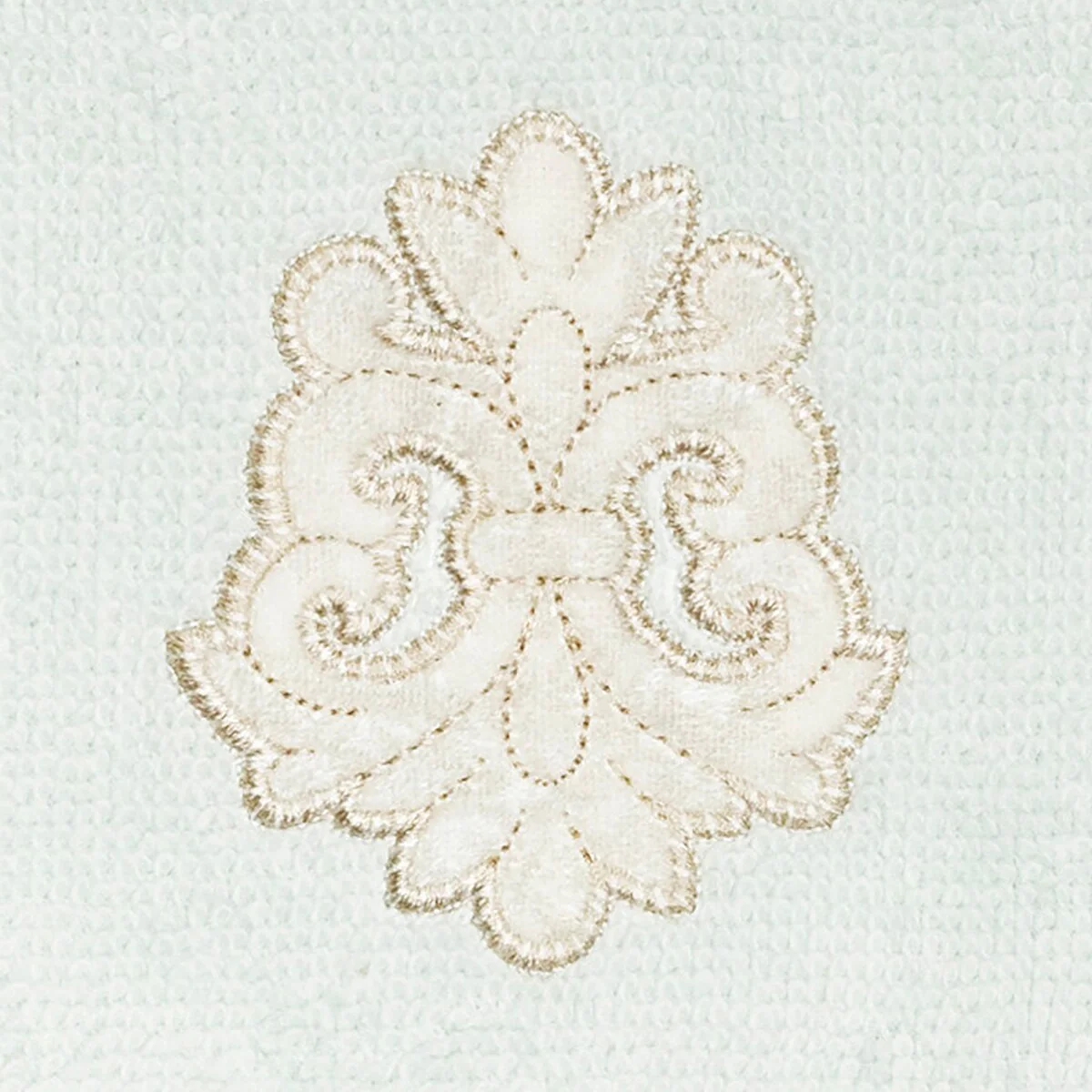 CED183B5-1DA1-924E-F9D9-7EEE52B39F5F