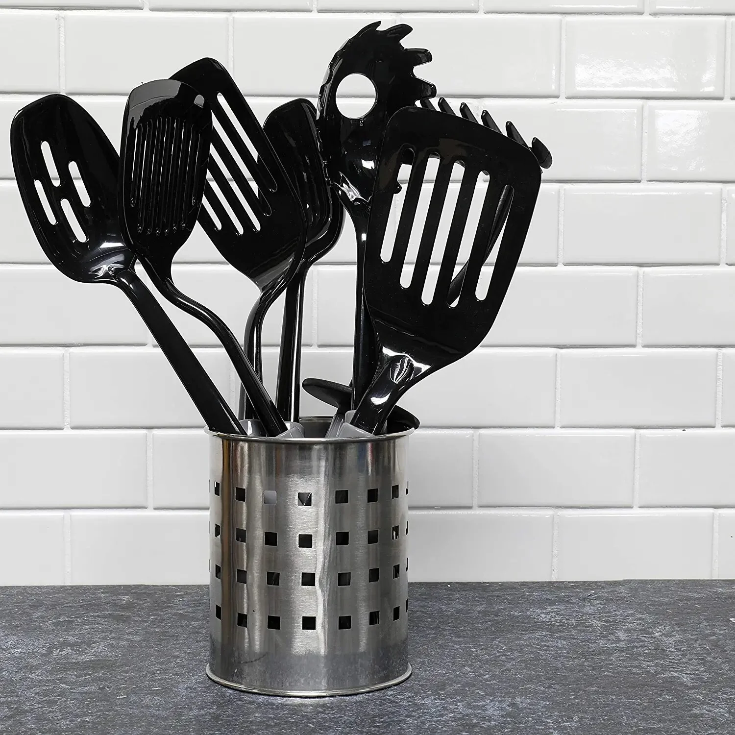 CF1E3CA0-DEA9-9307-EF47-C594D78C5FA3