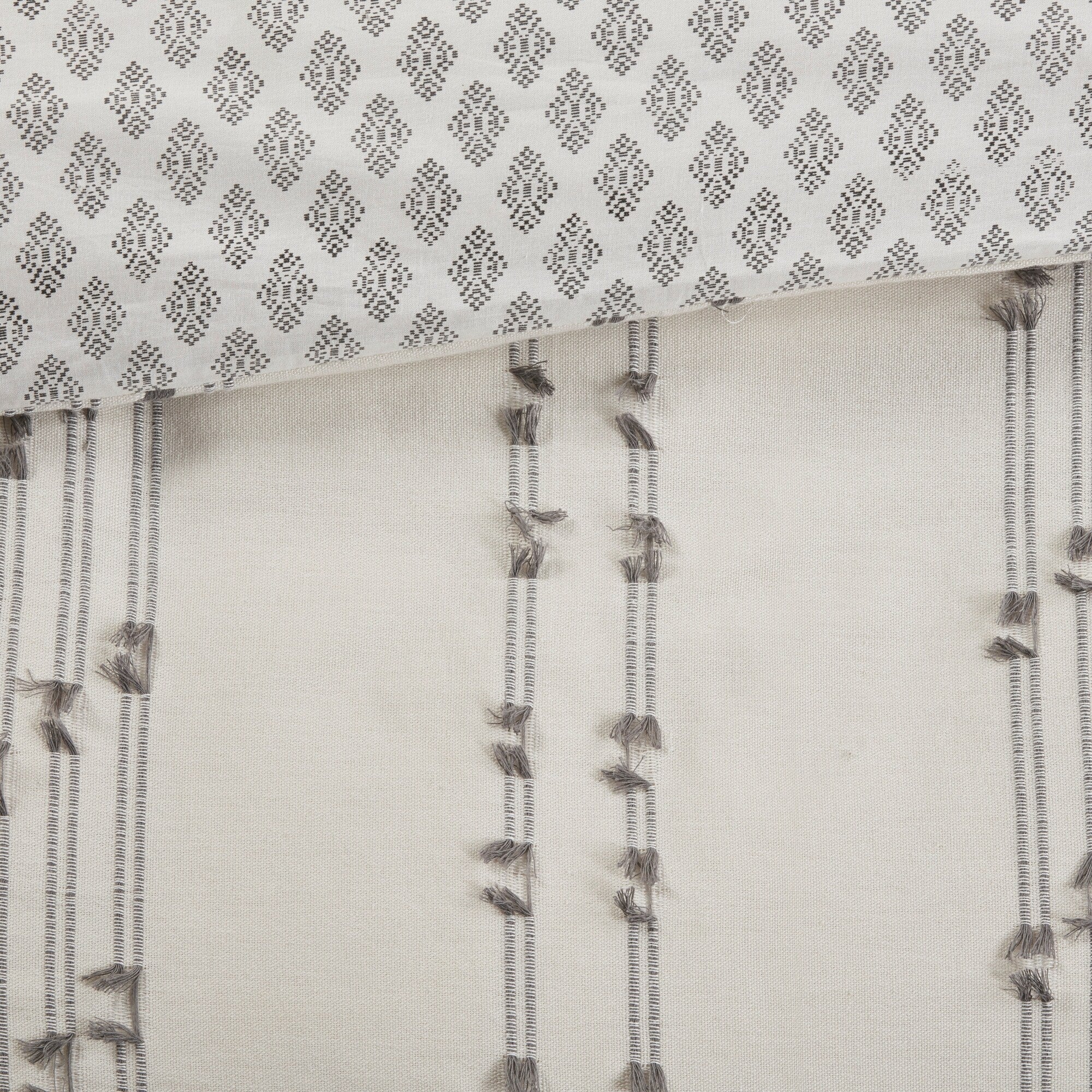 CFB58F15-4C52-12CE-C339-7DF5EED40EF3