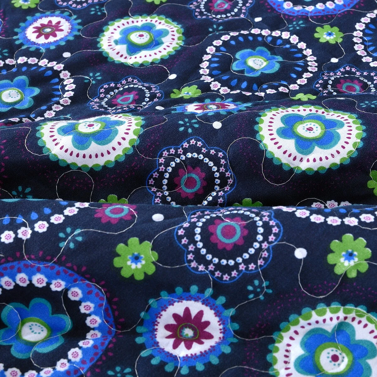 D1078954-D6A3-5BC1-D4A1-14CA2670E4A0