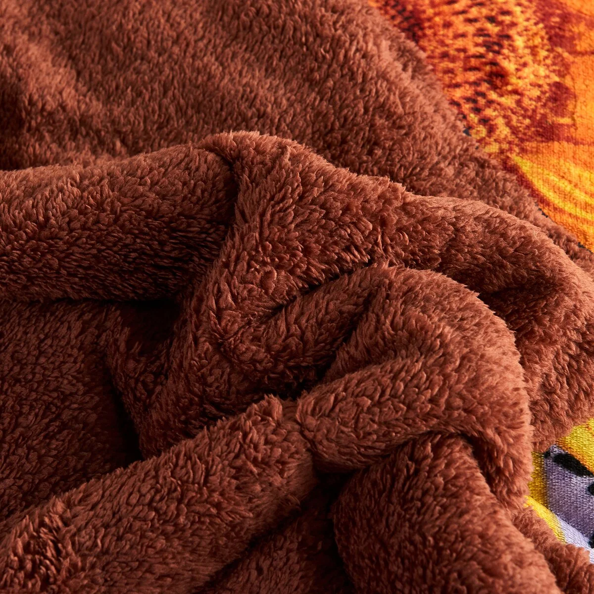 D44FA4E5-C78B-1878-3B1E-BA306EA55574