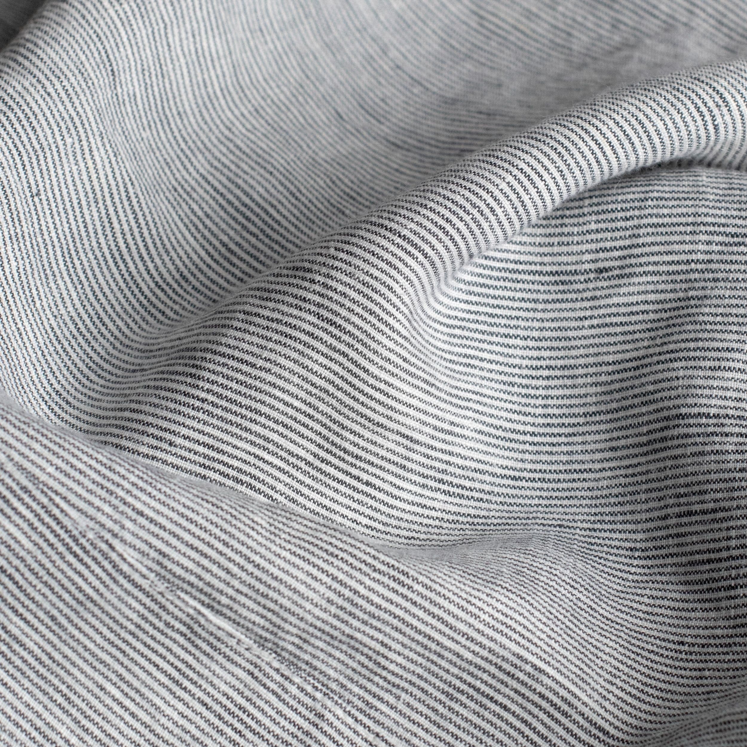 D7B466F2-7A5E-53F3-D227-4780629DF002