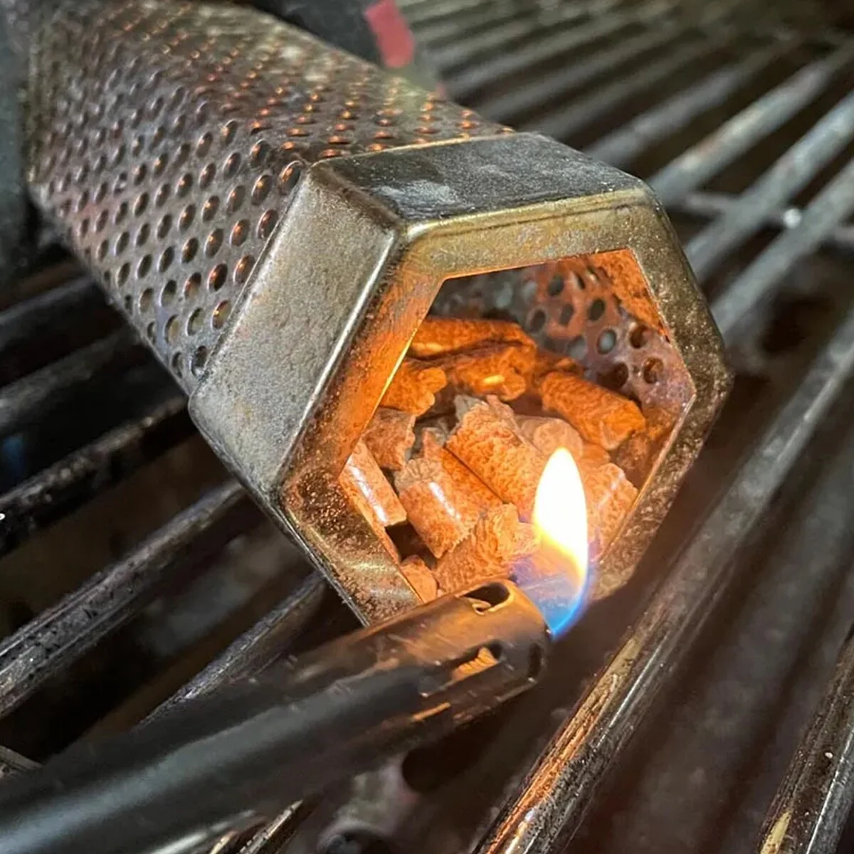 D9899265-69F9-9E4A-3D97-40DA3562175A