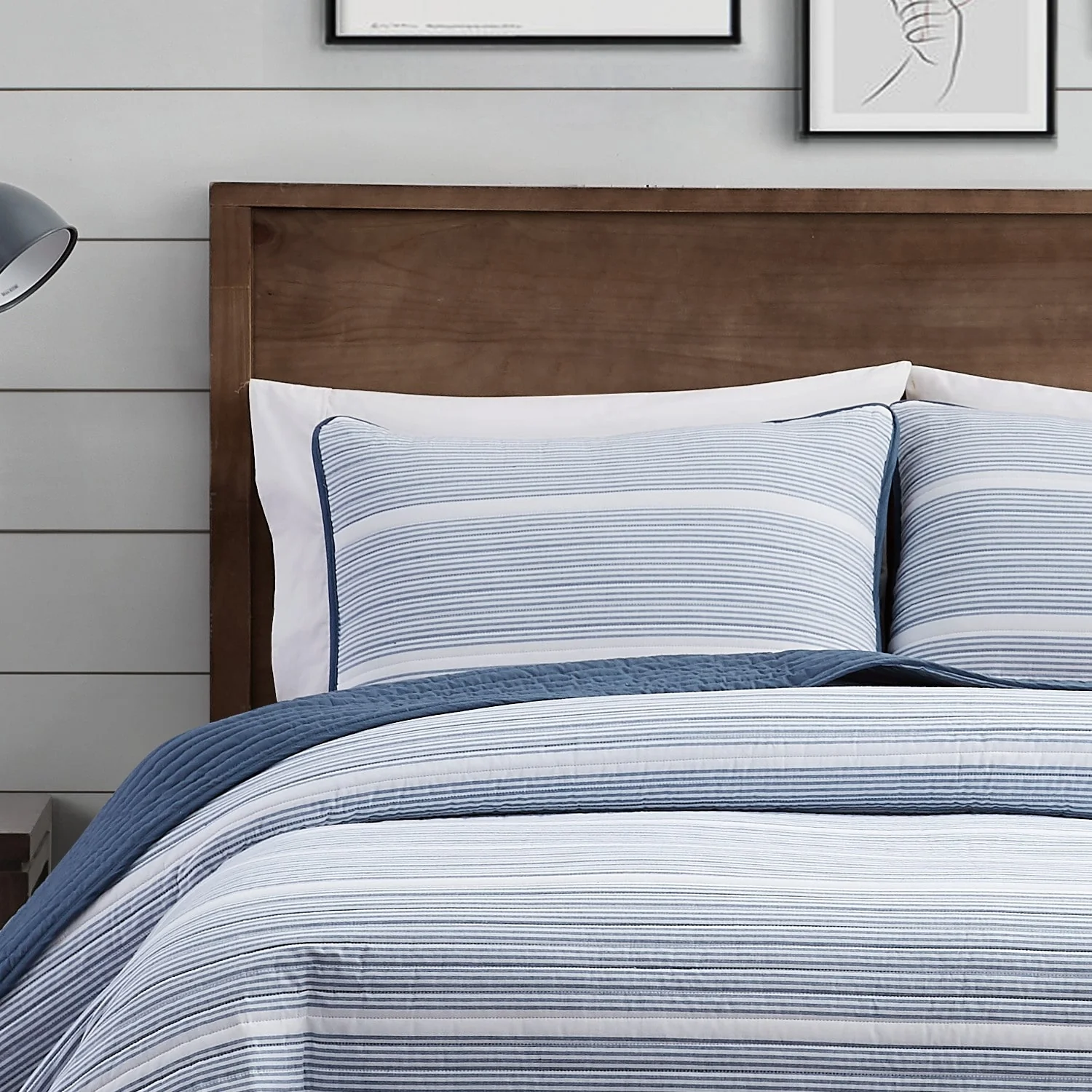 D9DB564E-DA5E-3C84-F684-E11A3698E231