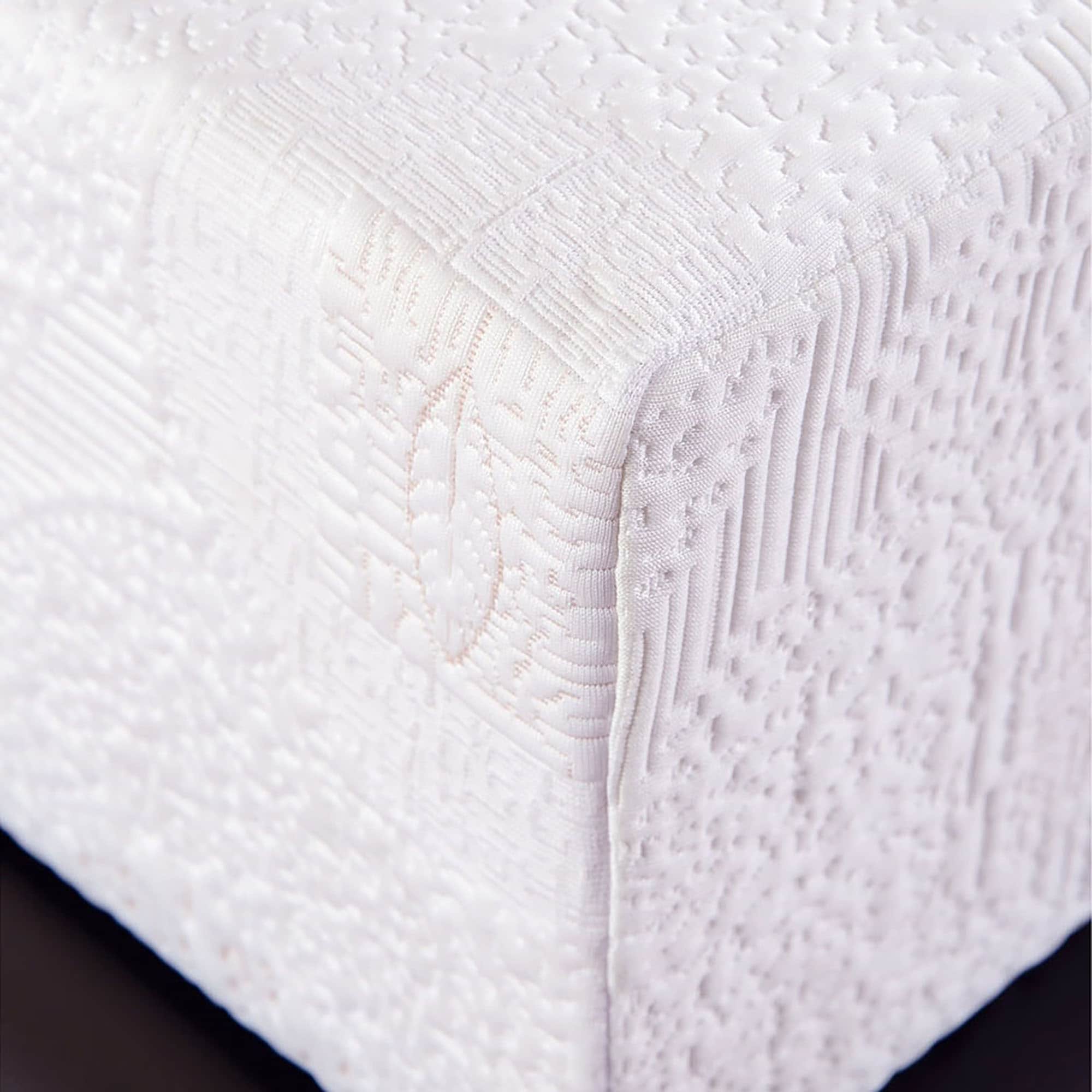 DE11AD63-FF7C-890F-3202-5F67650F9CBF