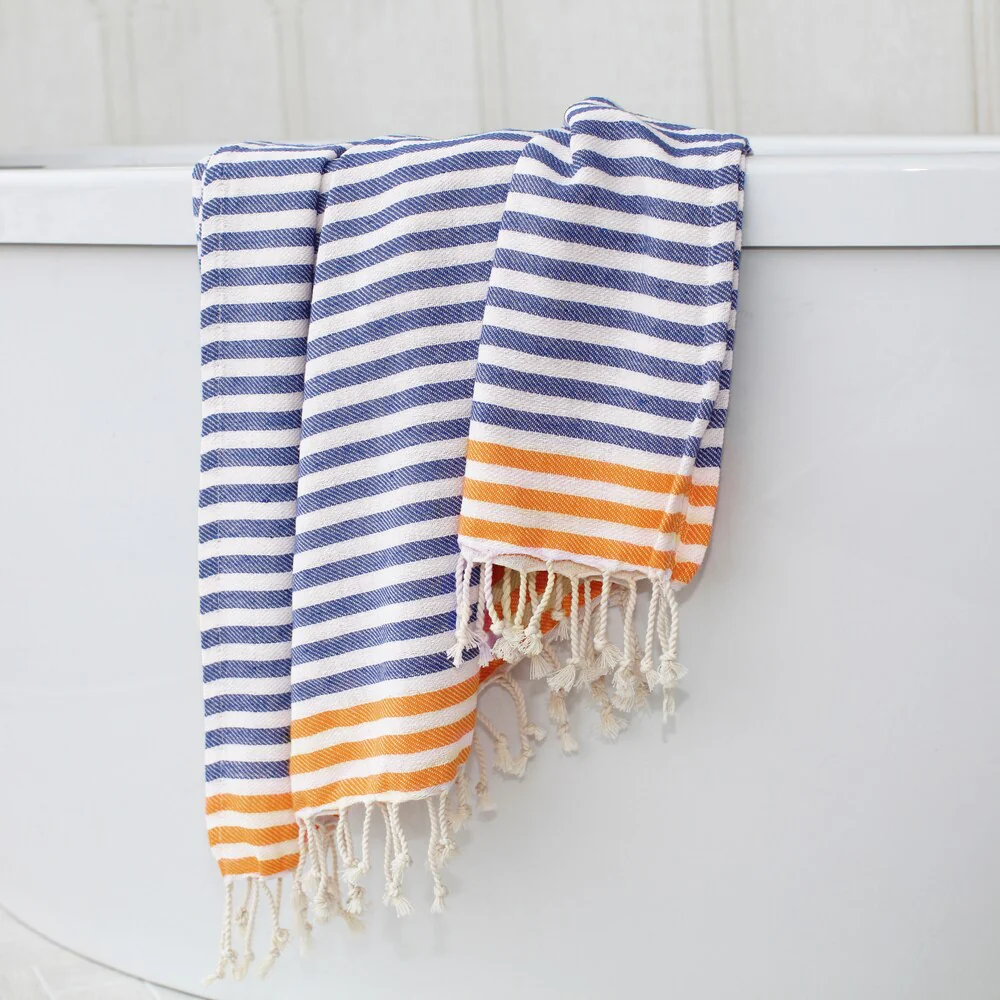 E3E63204-29BD-8E04-B4DF-6601D371314A