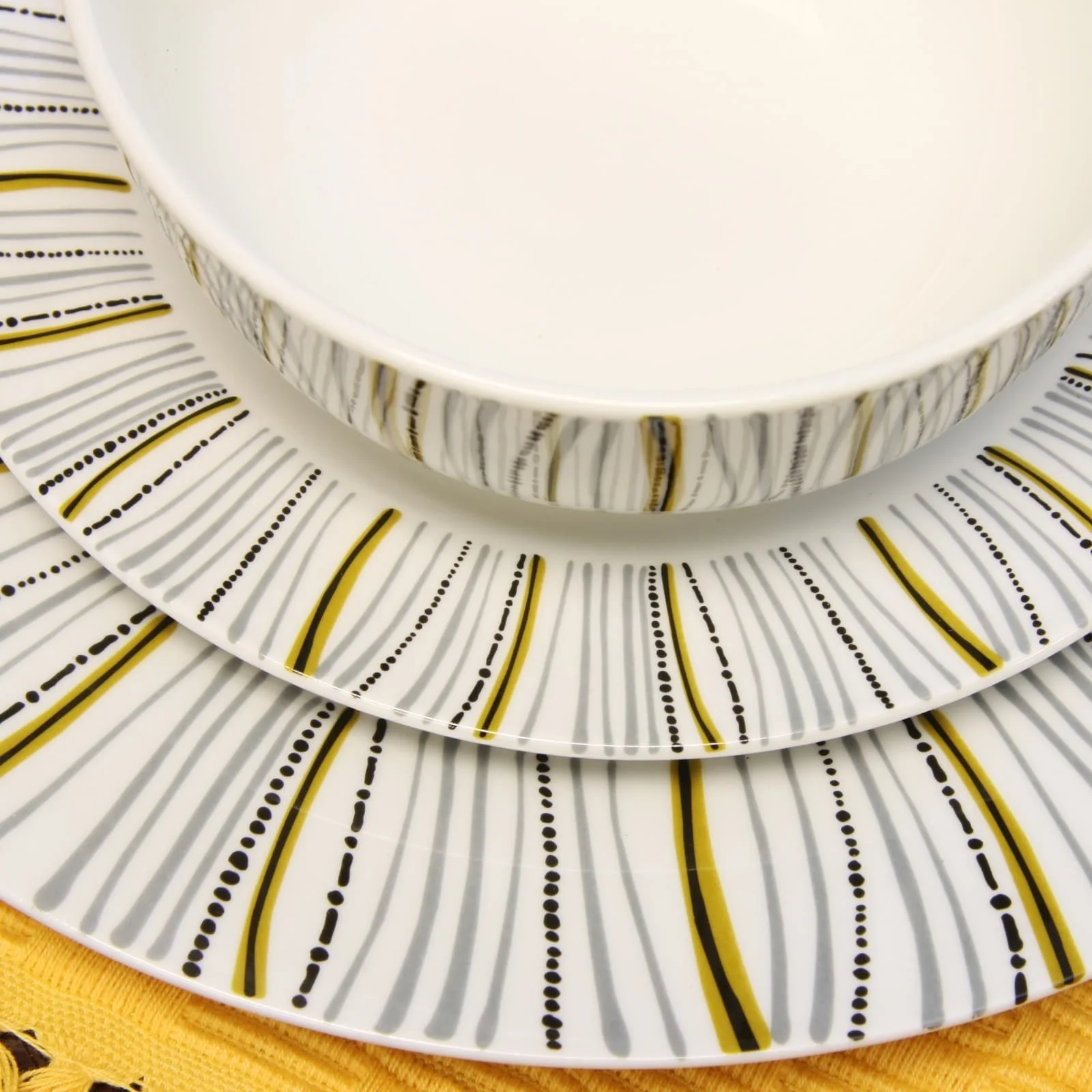 E49EEEE6-2E44-97B7-1A57-E5D8ABA49430