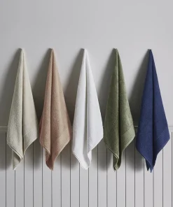 Linery & Co. 100% Featherspun Cotton Quick-Dry Bath Towel