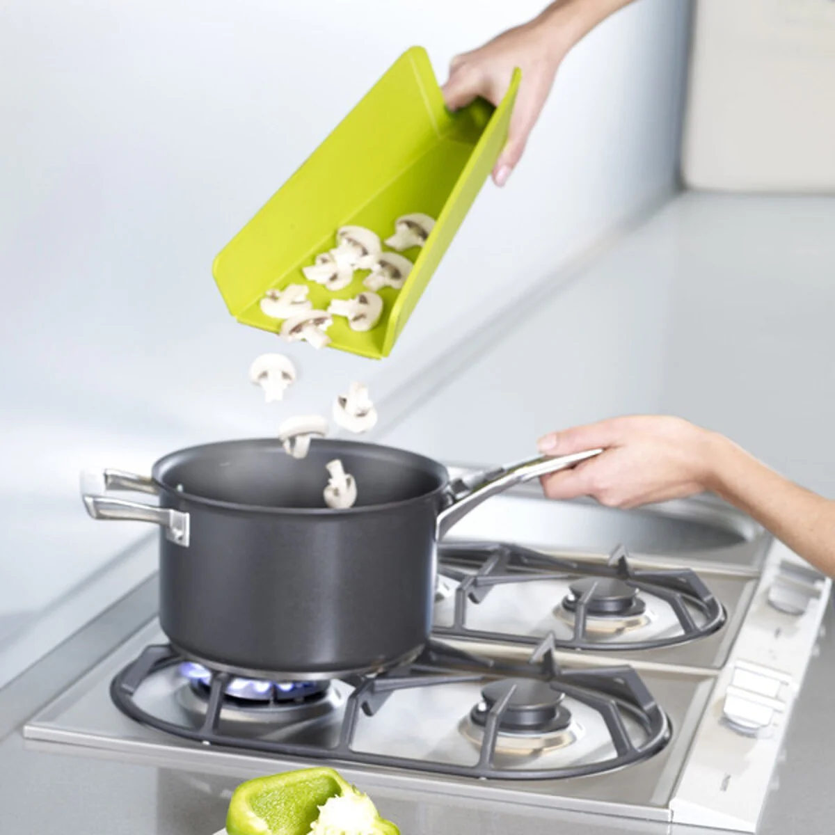 E7E265F6-D4BC-FC14-2FD0-407A11465039