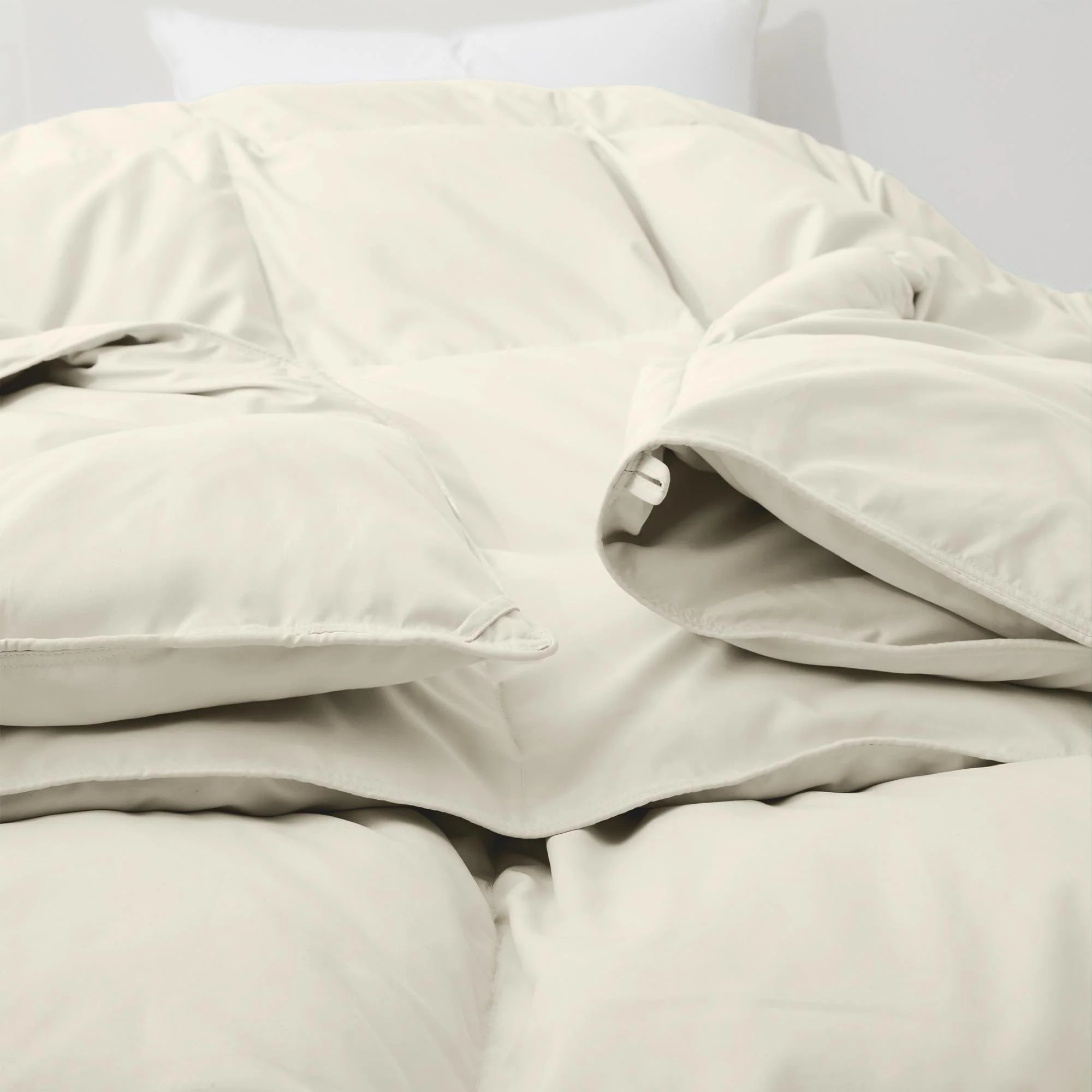 E962C80B-6EAE-40E9-2DAD-AAA0C75C30F0