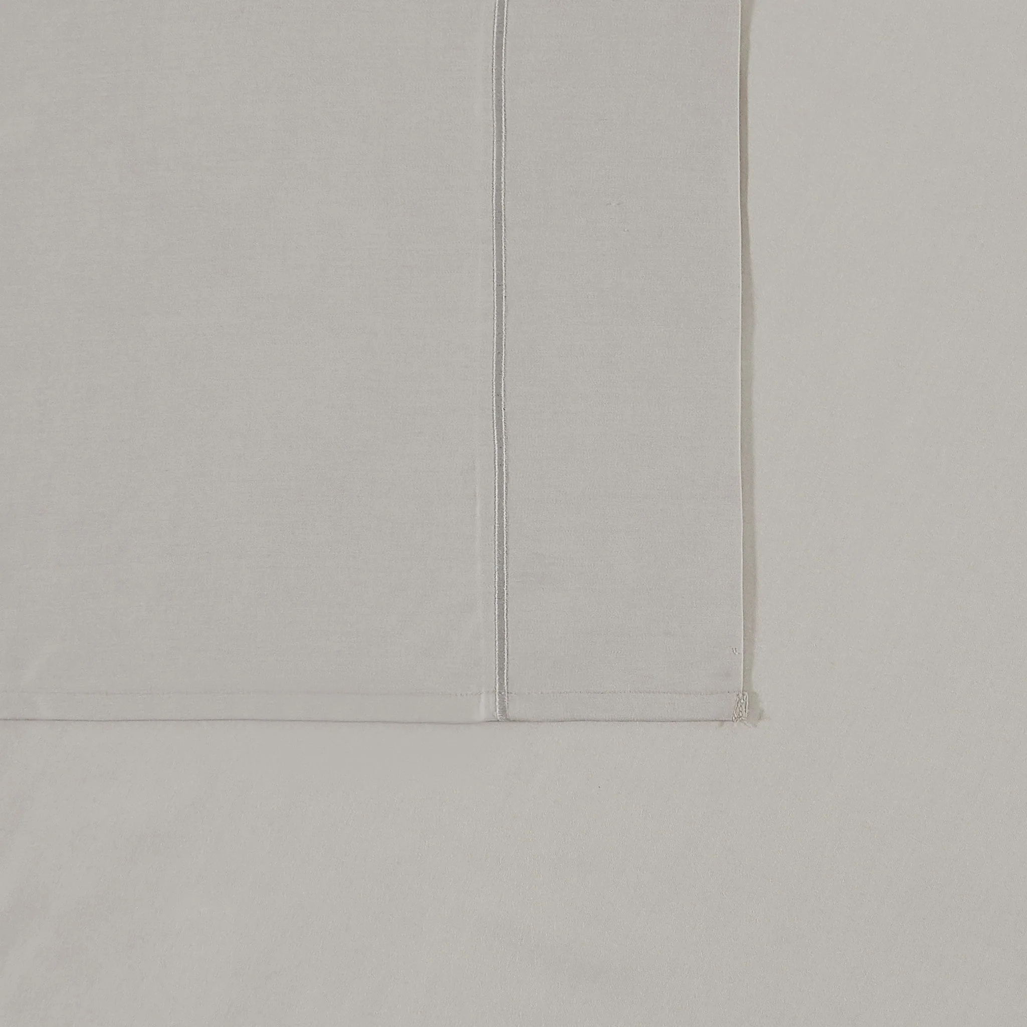 EA2D676A-CAF5-B03C-E52E-46A26FF8F62A