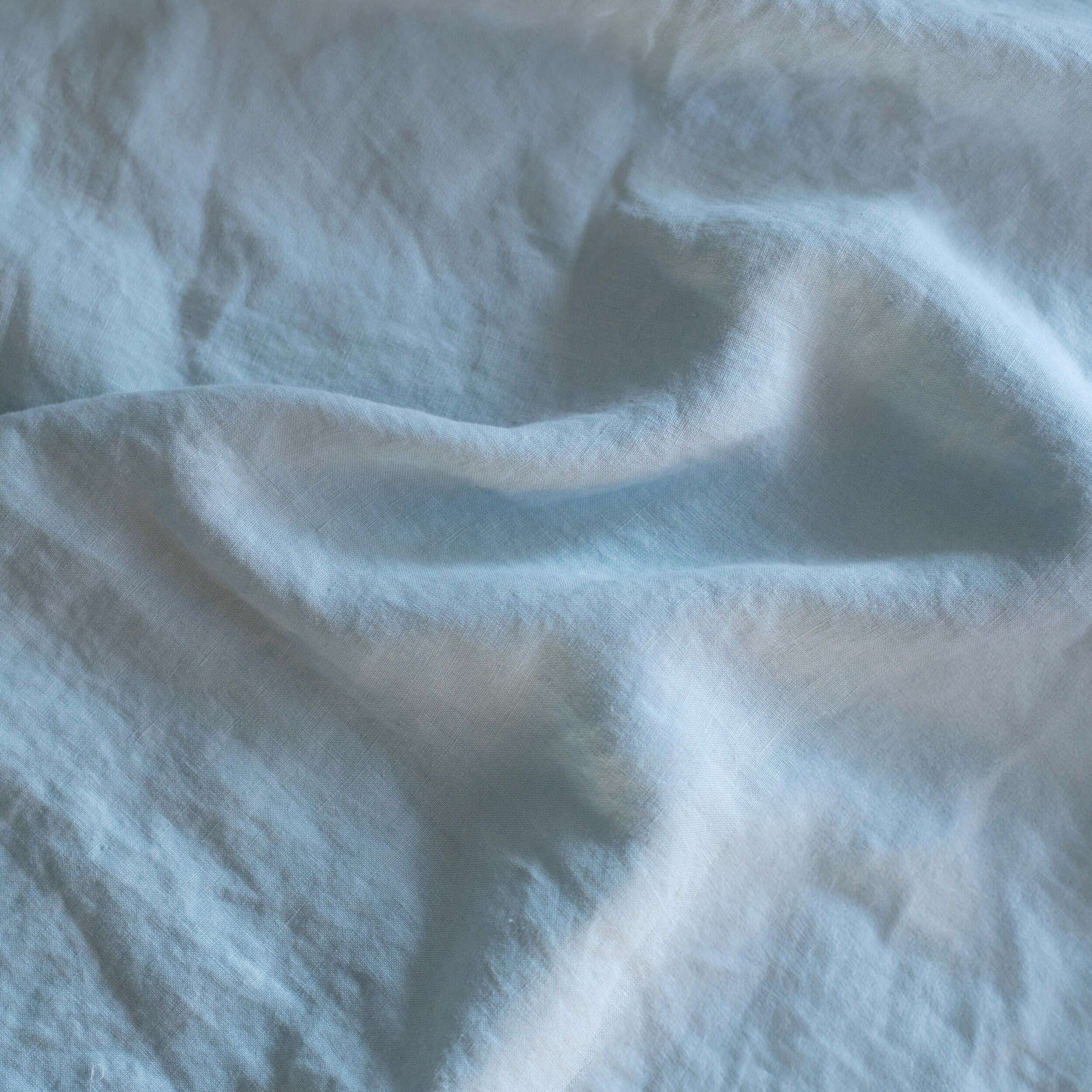 EA832F52-1A76-FBCA-7659-EFB075302120